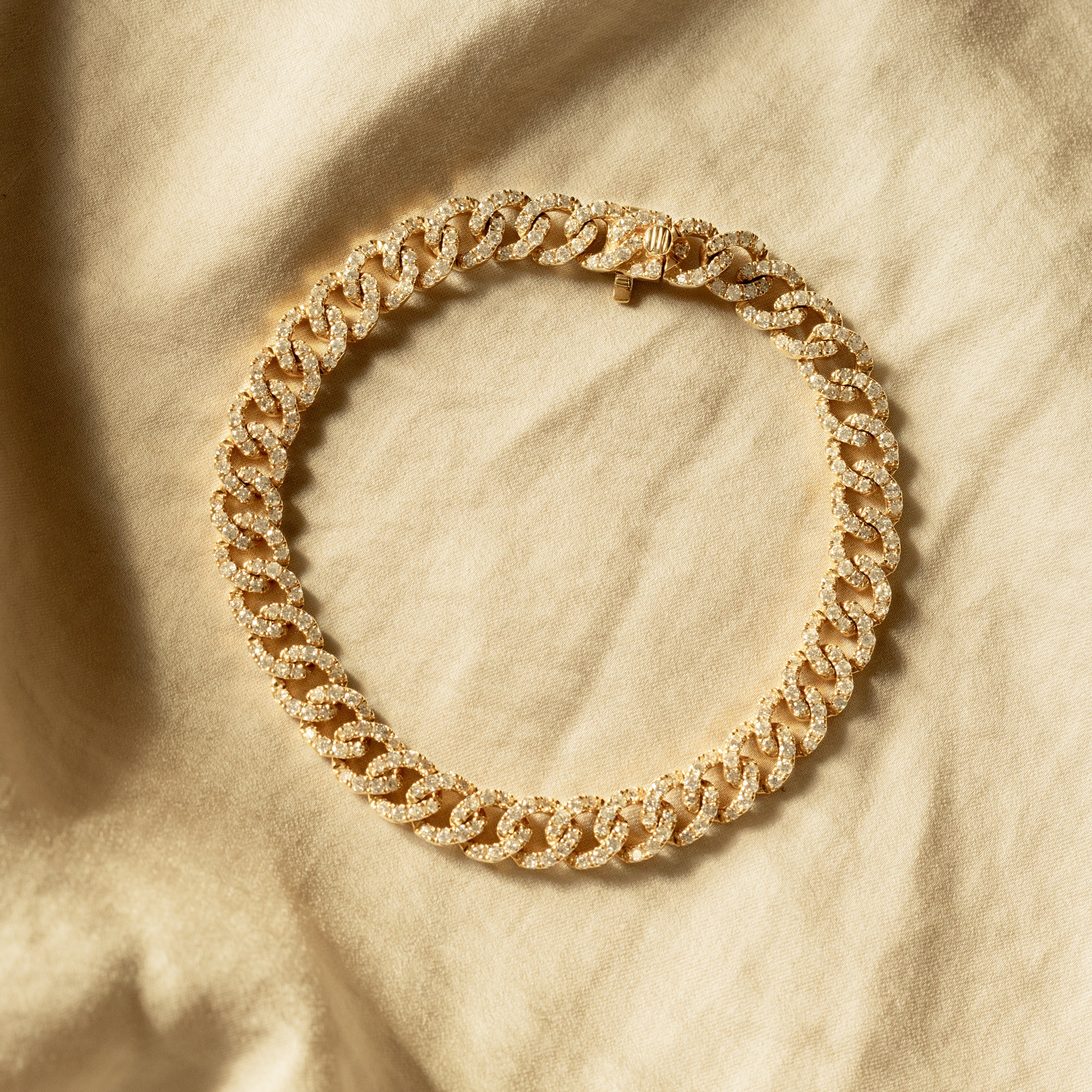 18K Gold 3.5 Carat Total Weight Diamond Cuban Link Bracelet - Queen May