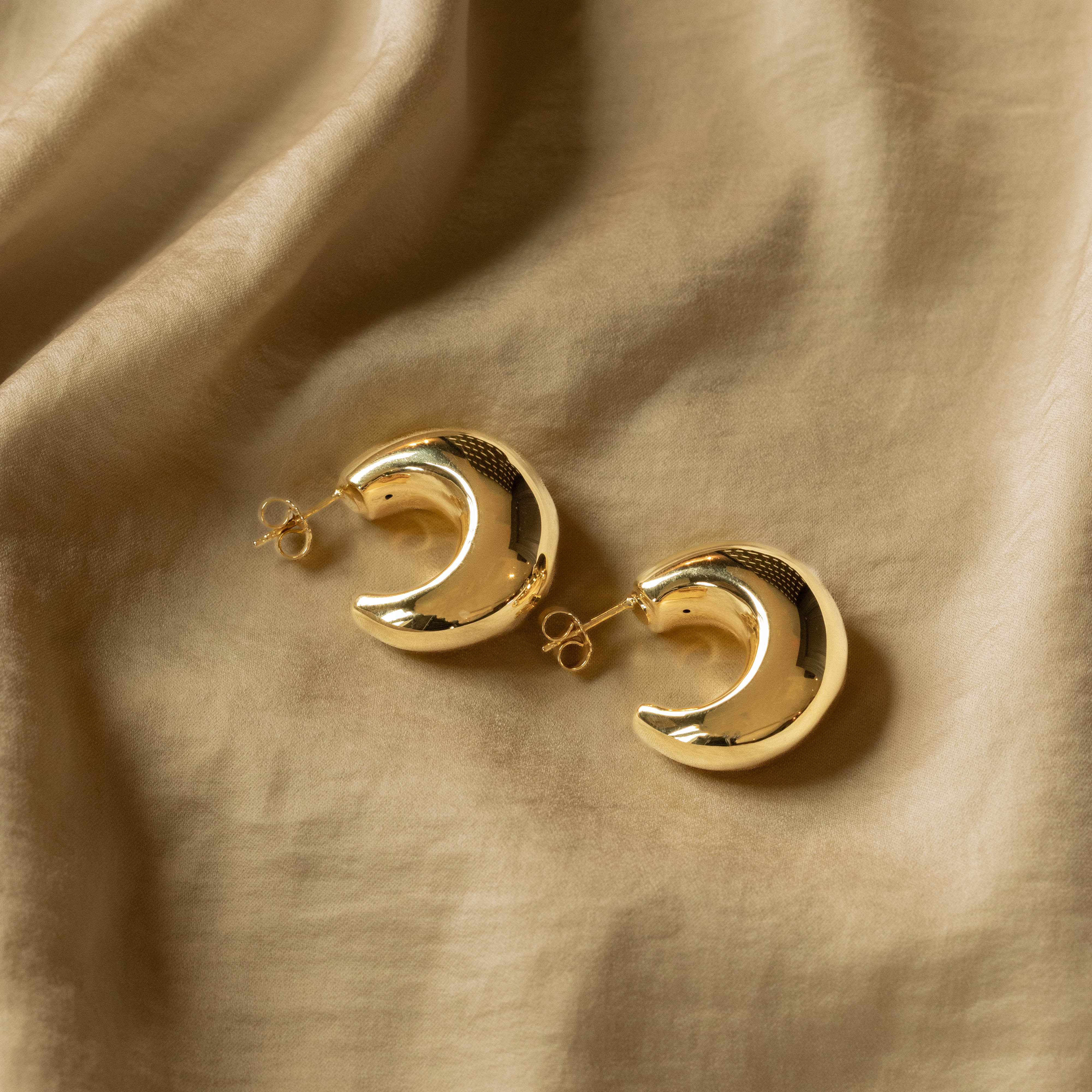 The Perfect Chunky Hoops Medium - Queen May