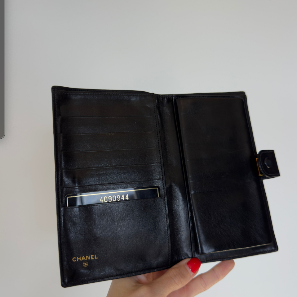 Vintage Chanel Lambskin Wallet - Queen May