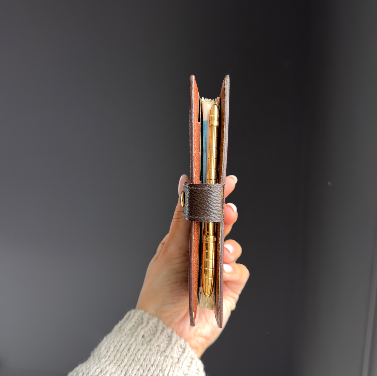 Louis Vuitton Monogram Agenda with Pen - Queen May