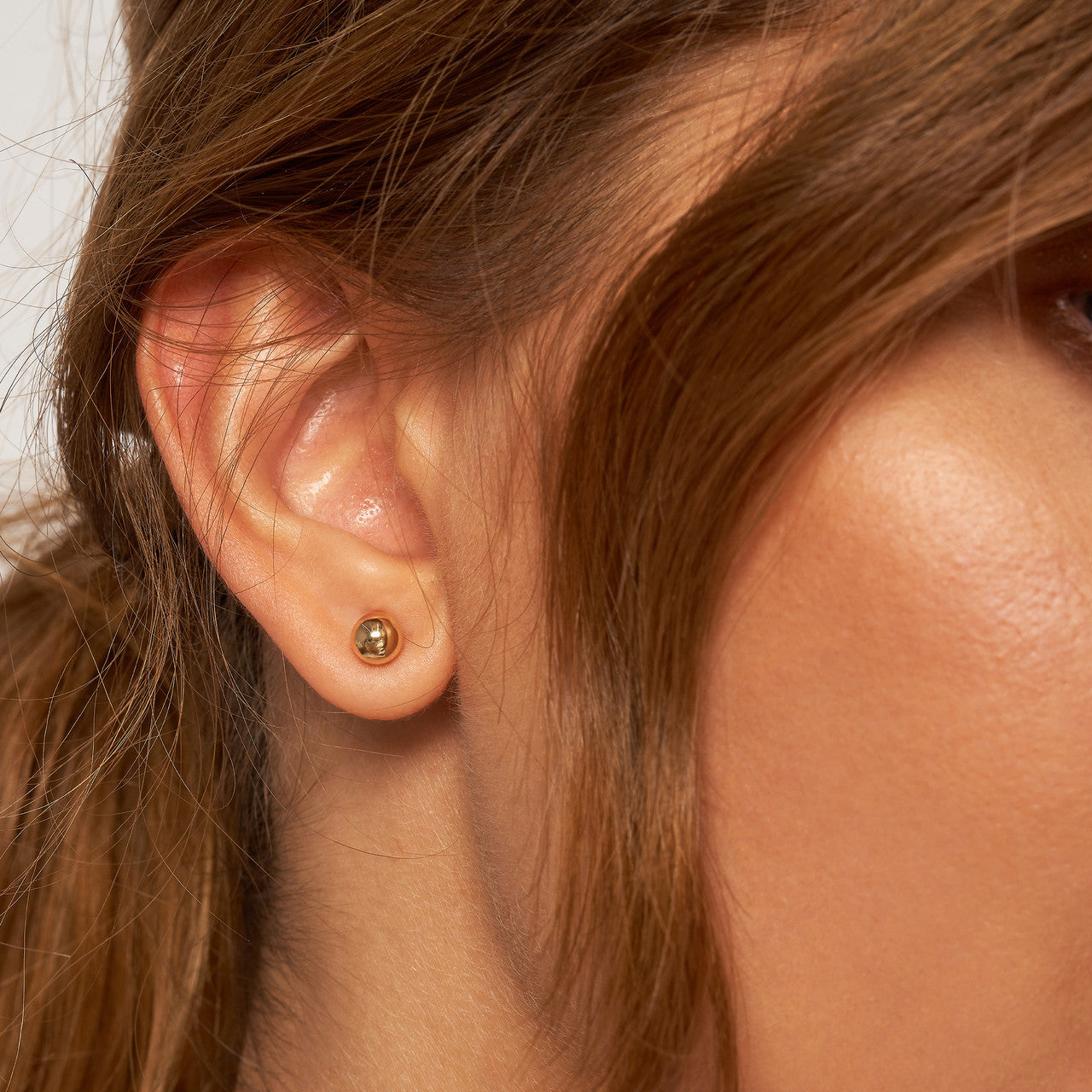 14K Gold 8mm Polished Ball Hollow Stud Earrings - Queen May