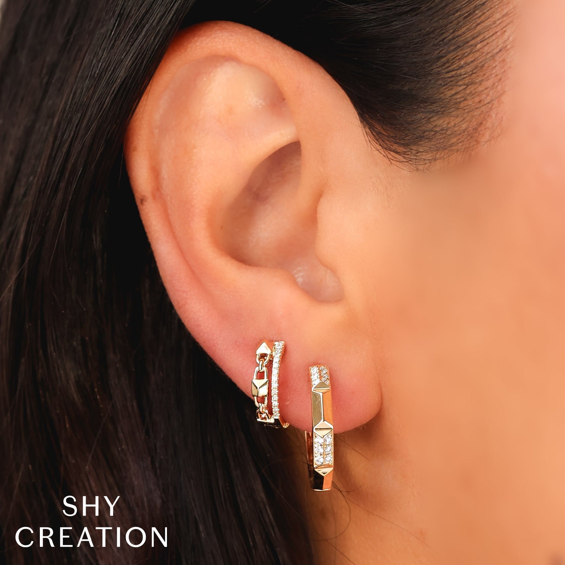 14K Yellow Gold Diamond Geometric Hoop Earrings - Queen May