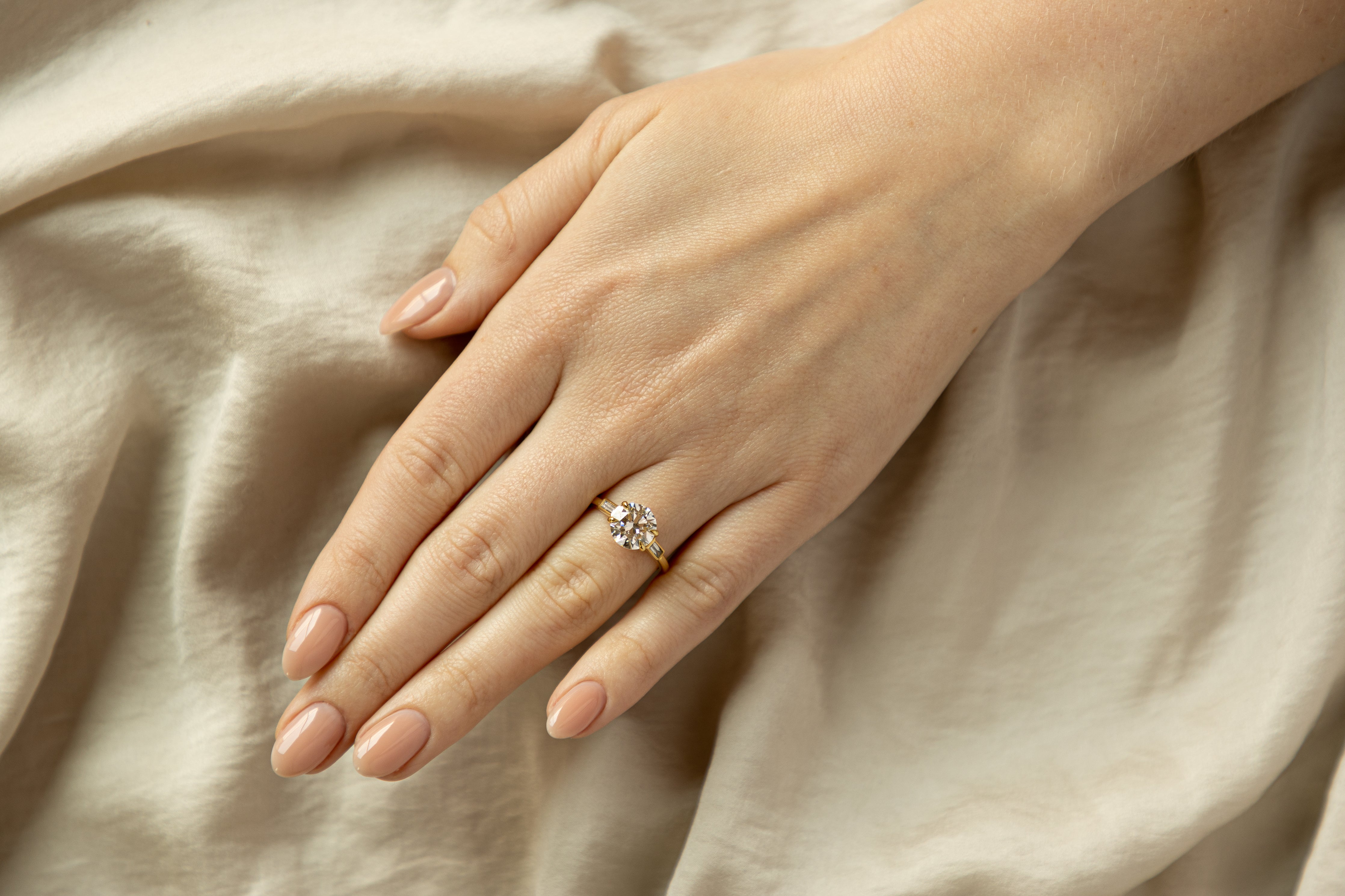 18K Yellow Gold 2.31 Carat Round Brilliant Diamond Three Stone Baguette Engagement Ring - Queen May