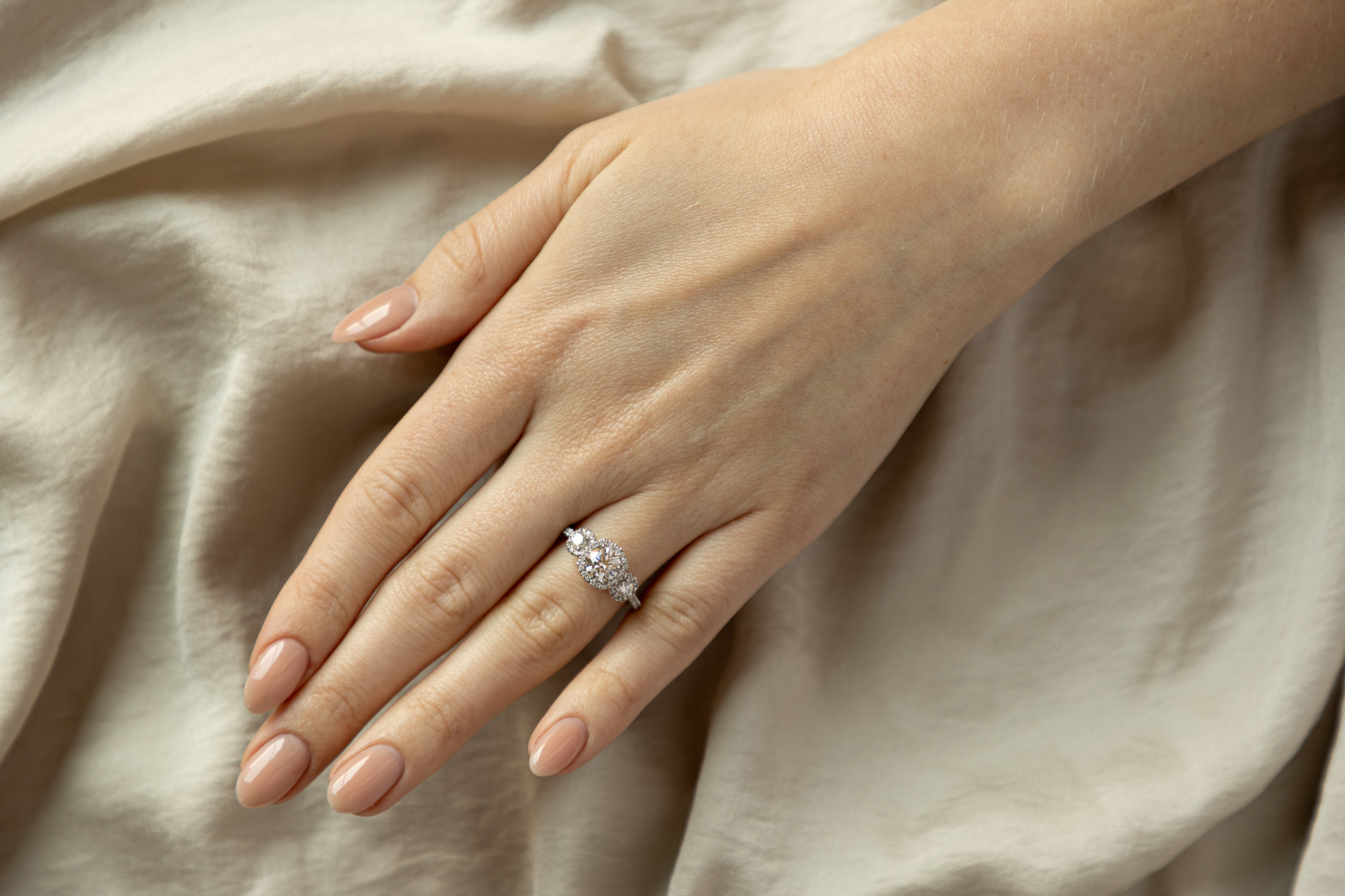 Platinum 1.00 Carat Round Brilliant Diamond Three Stone Engagement Ring GIA Certified - Queen May