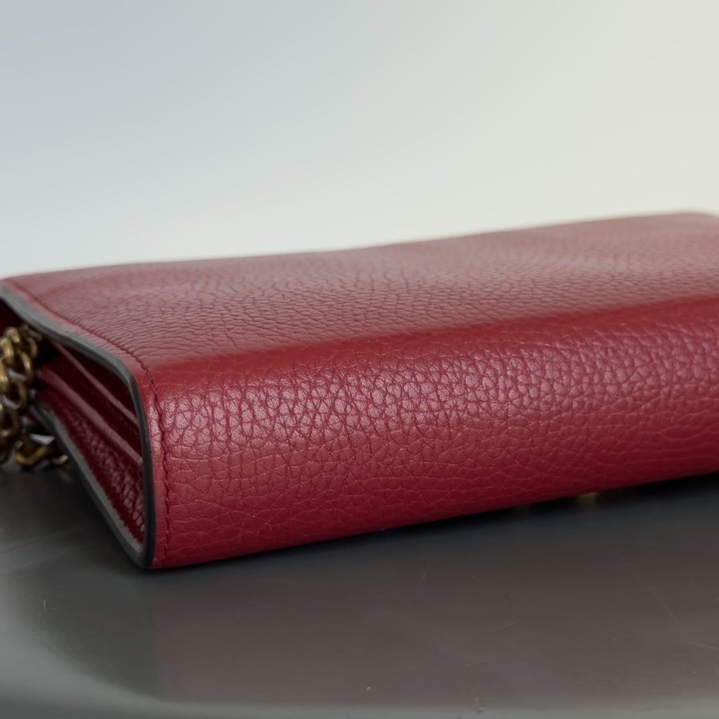 Gucci GG Marmont Chain Wallet Red - Queen May