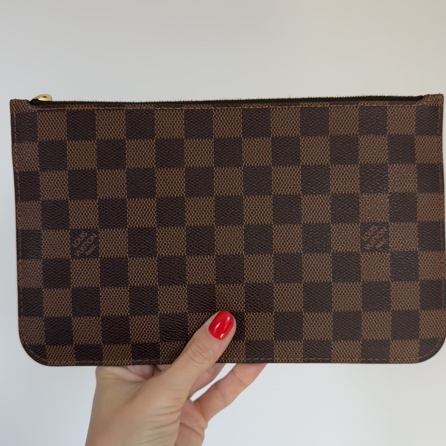 Louis Vuitton Damier Ebene Pochette - Queen May