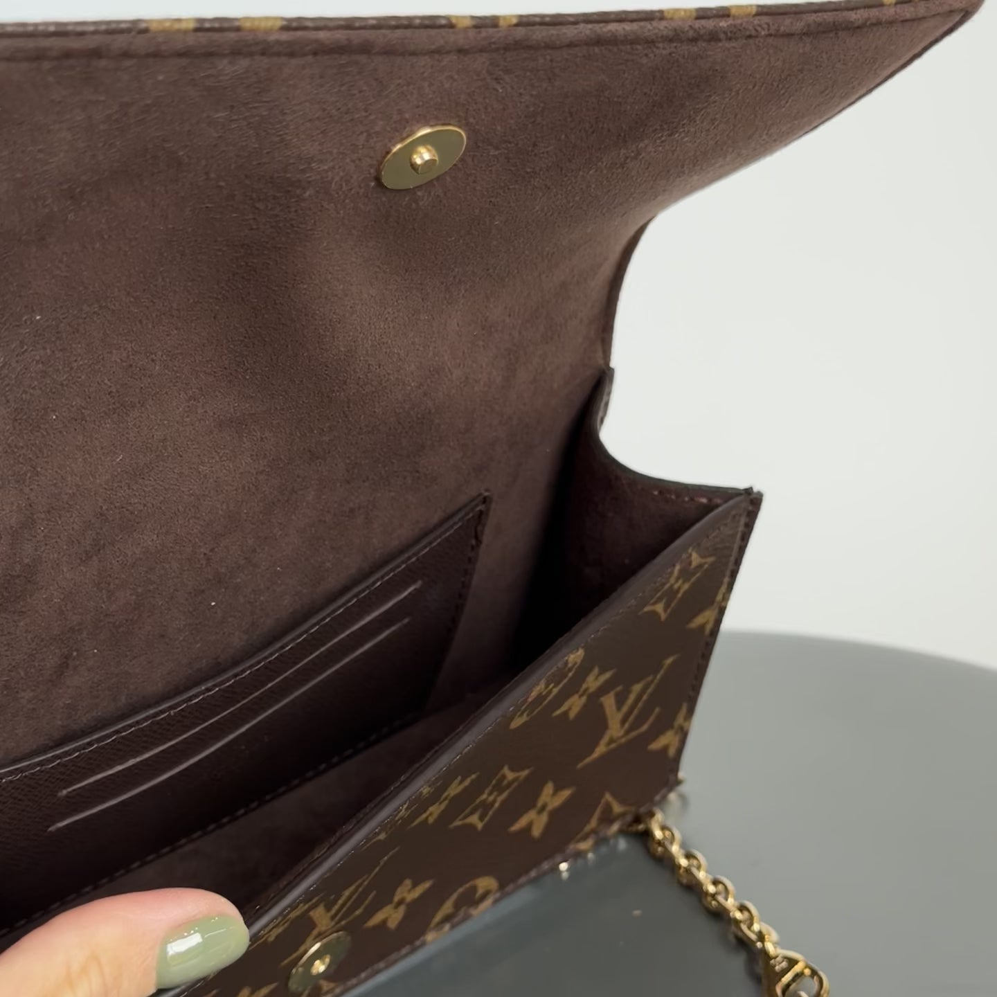 Louis Vuitton Monogram Lily Wallet on Chain - Queen May