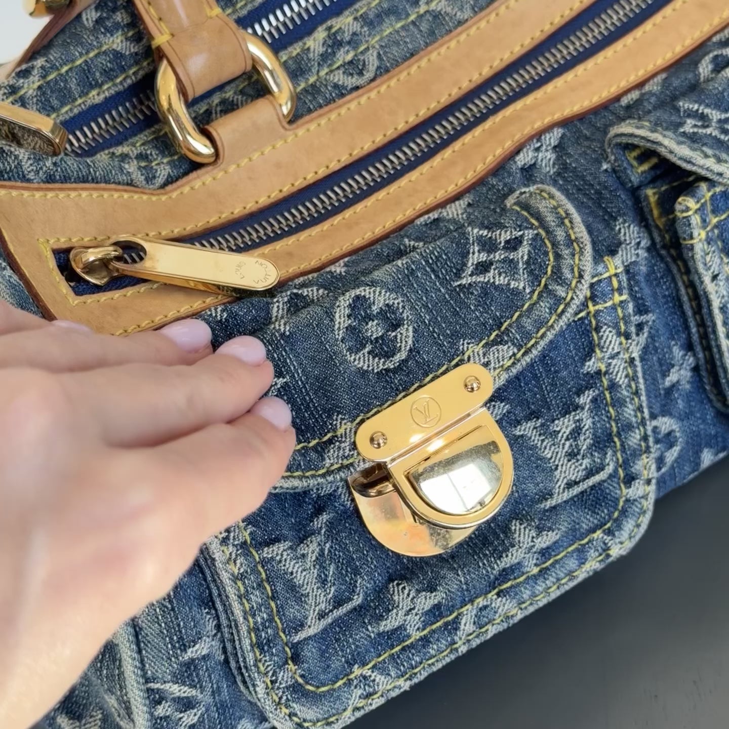Louis Vuitton Denim Speedy - Queen May