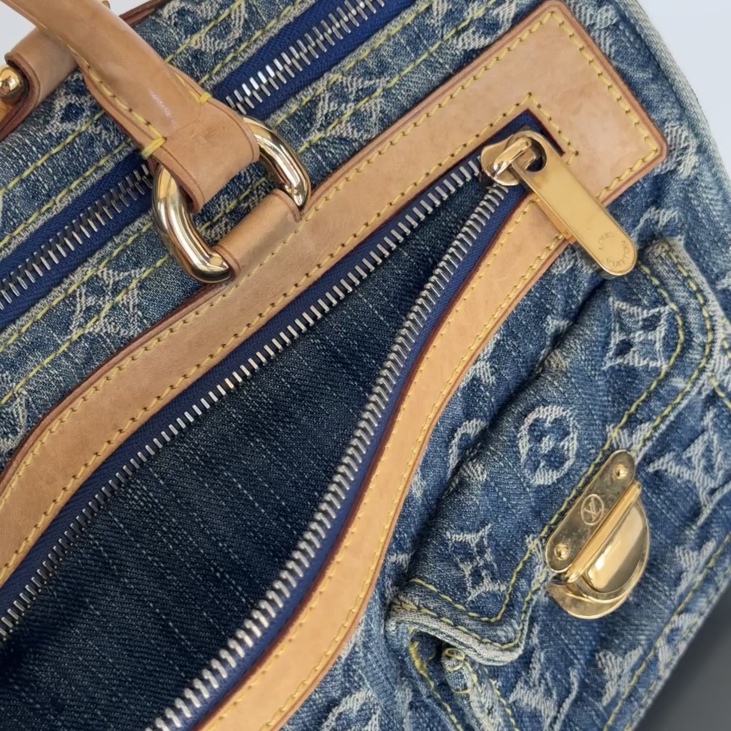 Louis Vuitton Denim Speedy - Queen May