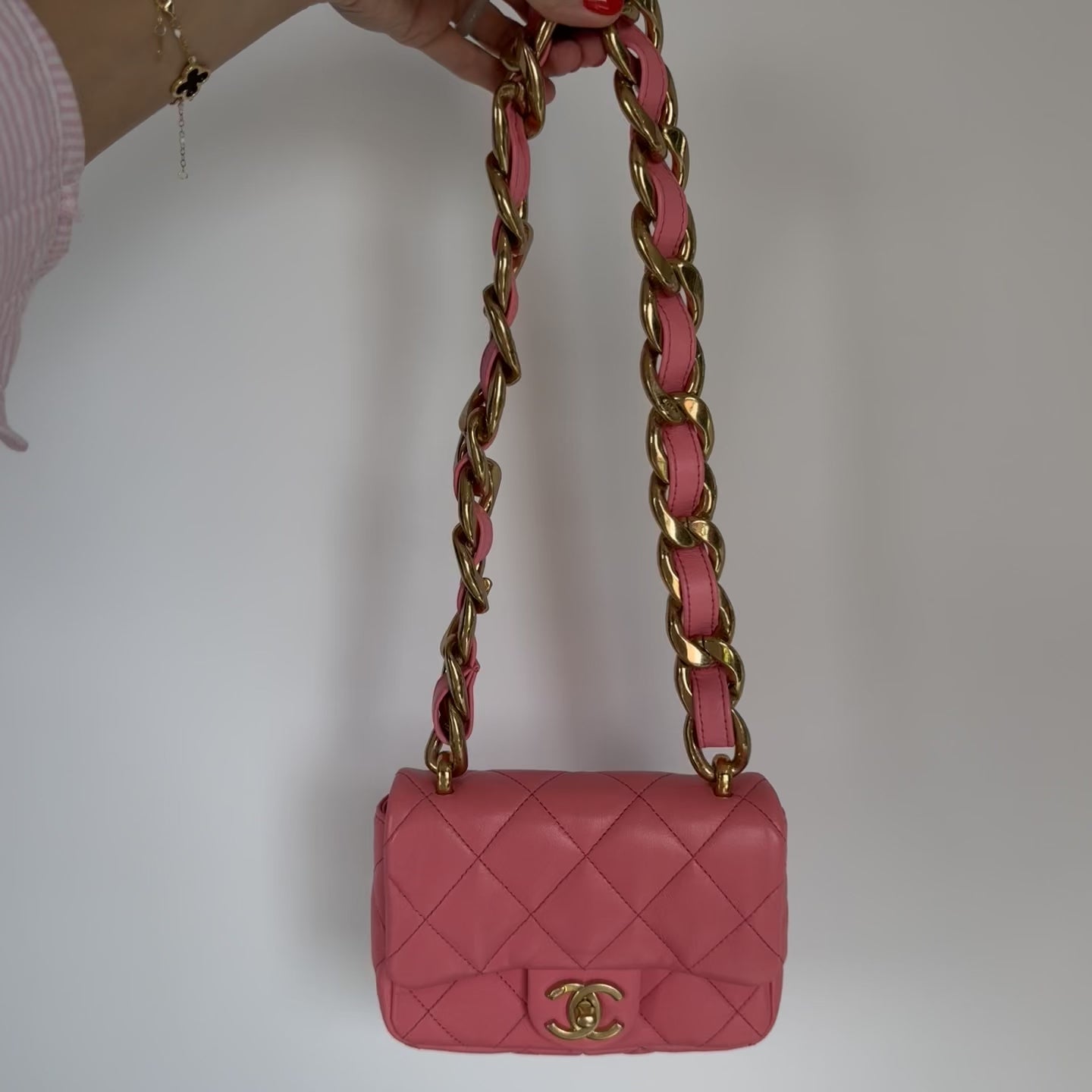 Chanel 22S Mini Flap Bag Seasonal Color - Queen May