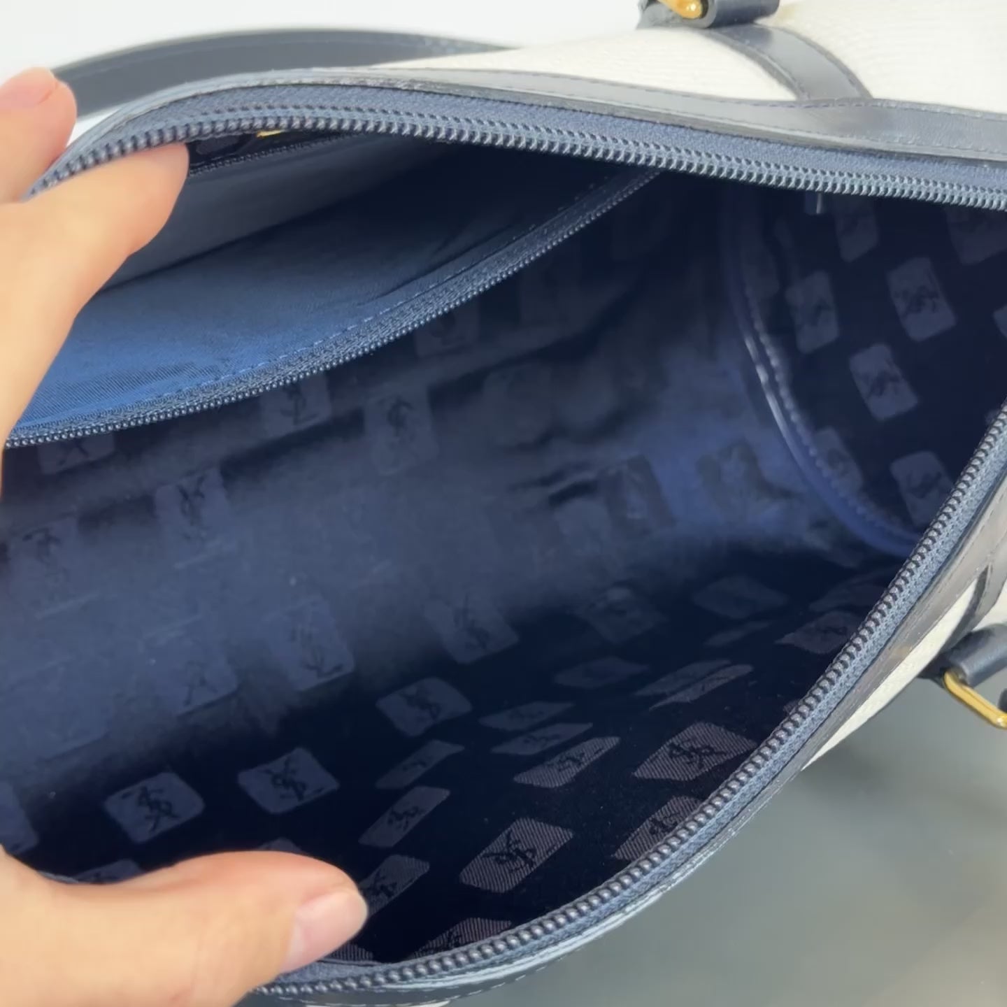 Vintage Yves Saint Laurent Boston Bag White/Navy - Queen May