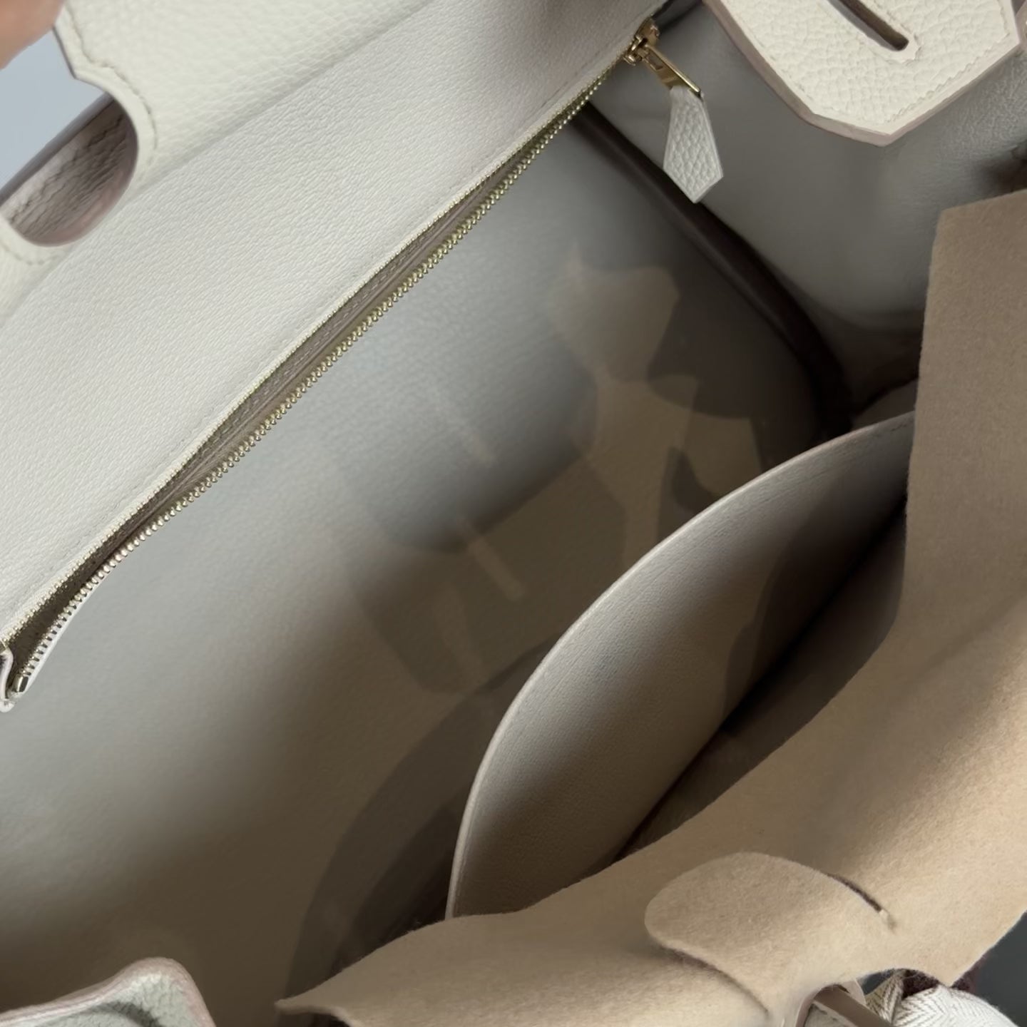 Hermes Birkin Beton 30 Togo Gold Hardware 2022 - Queen May