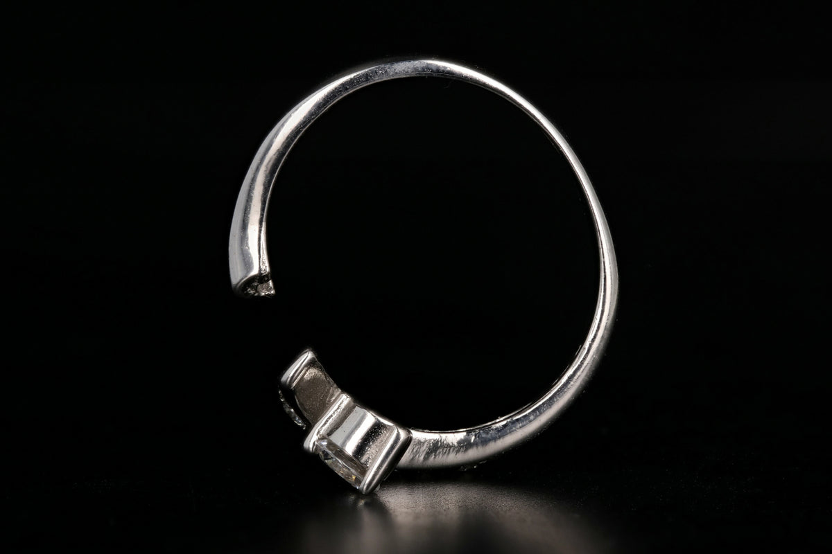 Modern 14K White Gold .20CTW Diamond Ring - Queen May