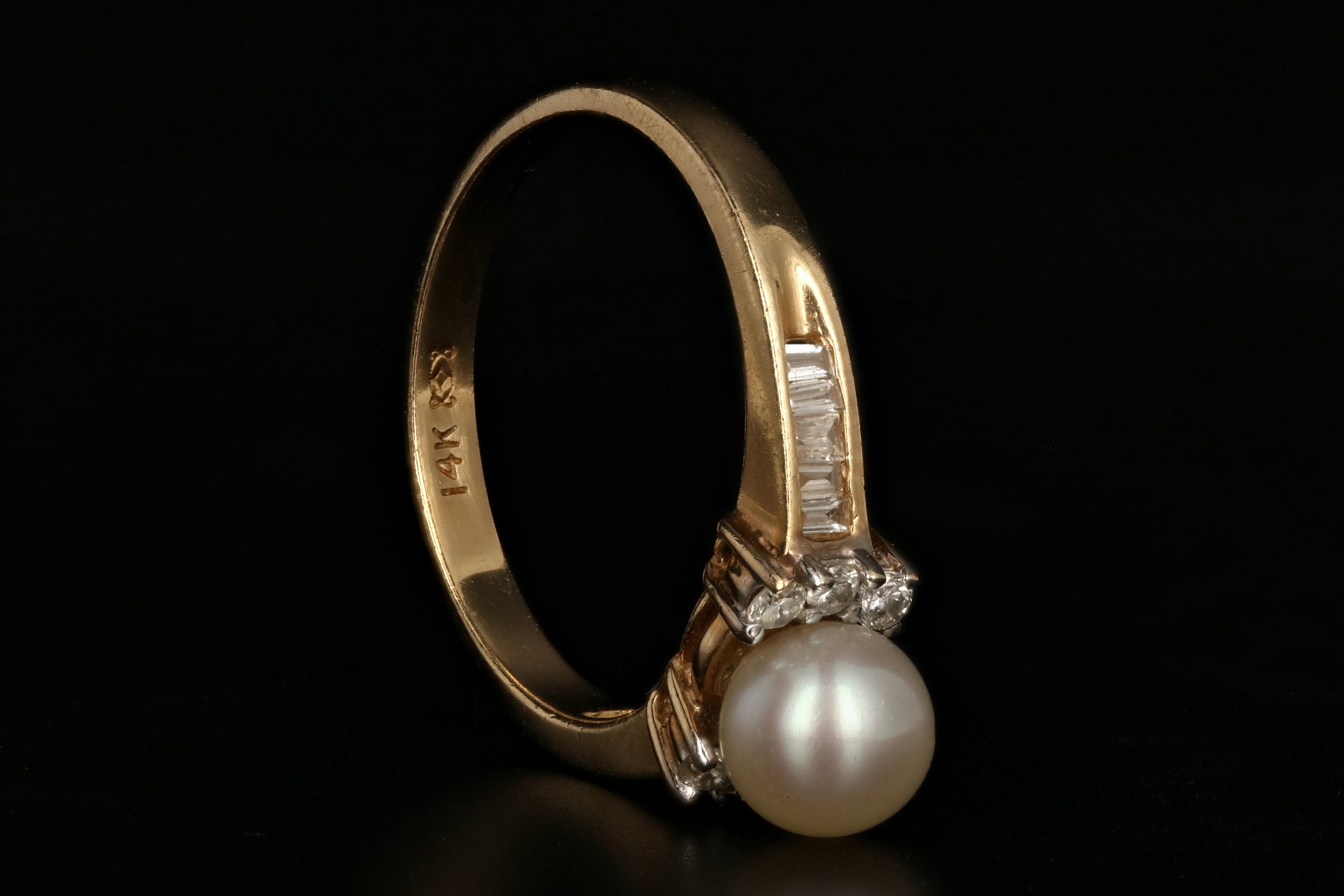Modern 14K Yellow Gold 6.15mm Pearl And Diamond Ring - Queen May