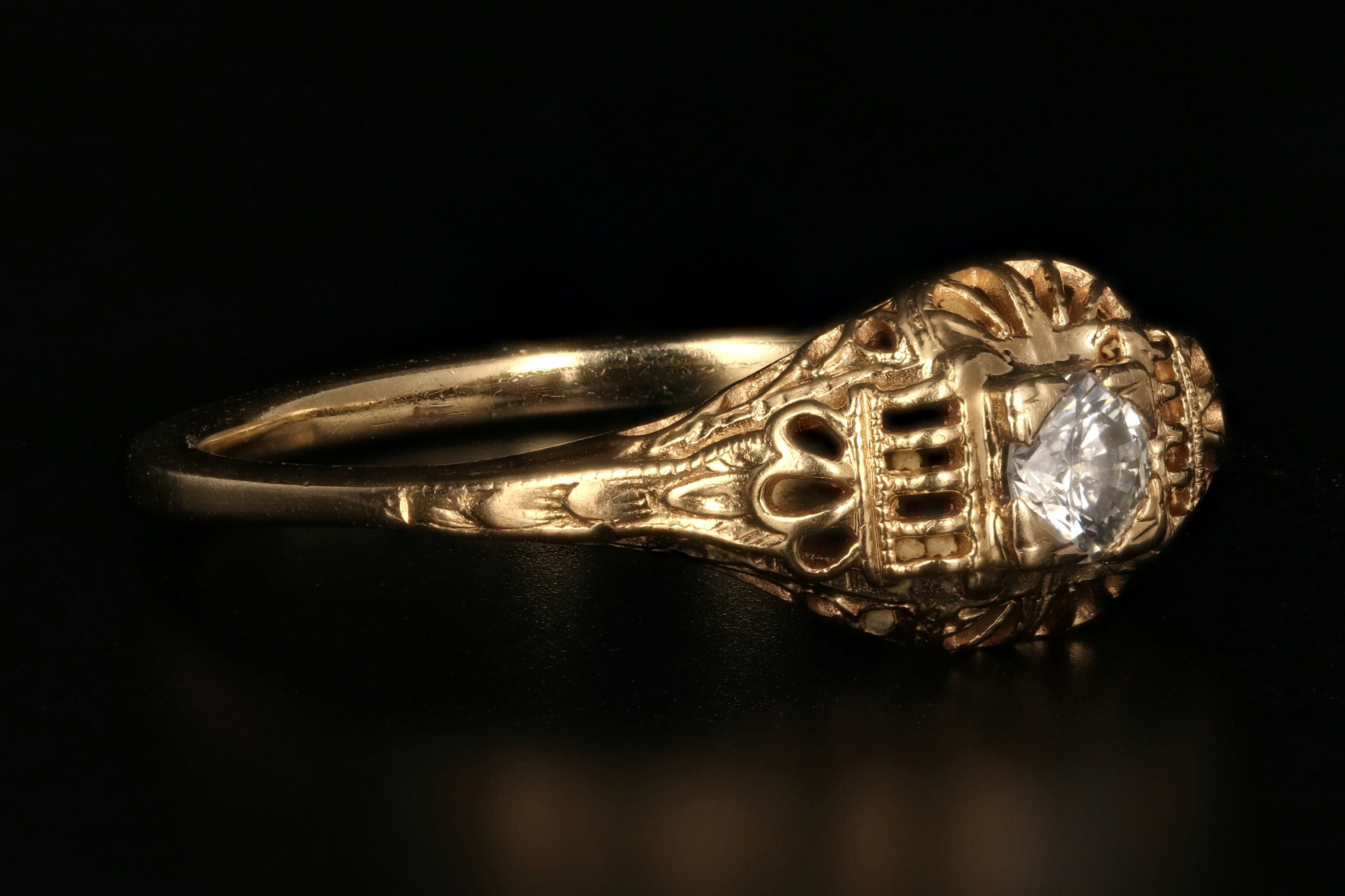 Vintage 14K Yellow Gold .18 Carat Diamond Ring - Queen May