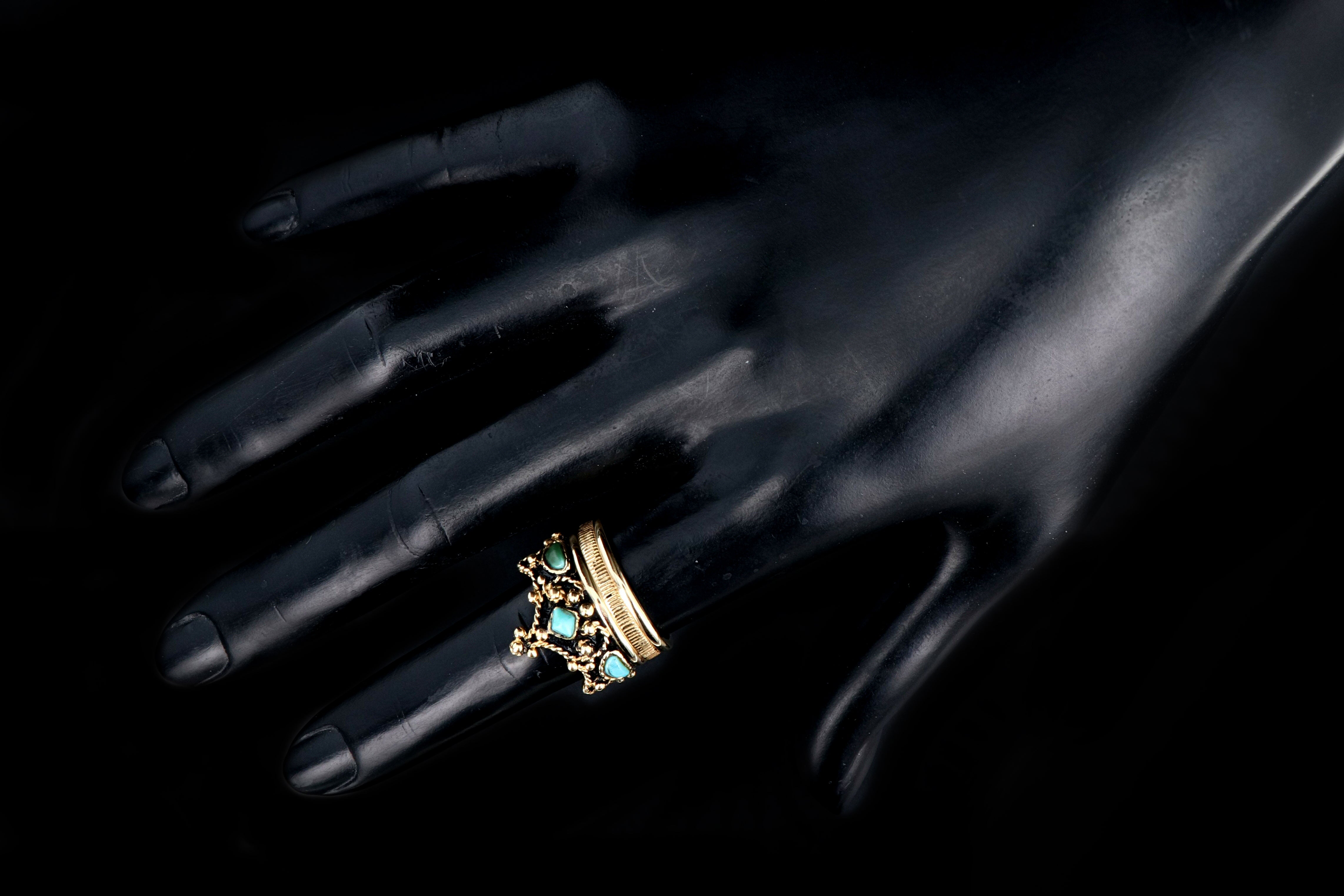 Vintage 14K Yellow Gold Turquoise Crown Ring - Queen May