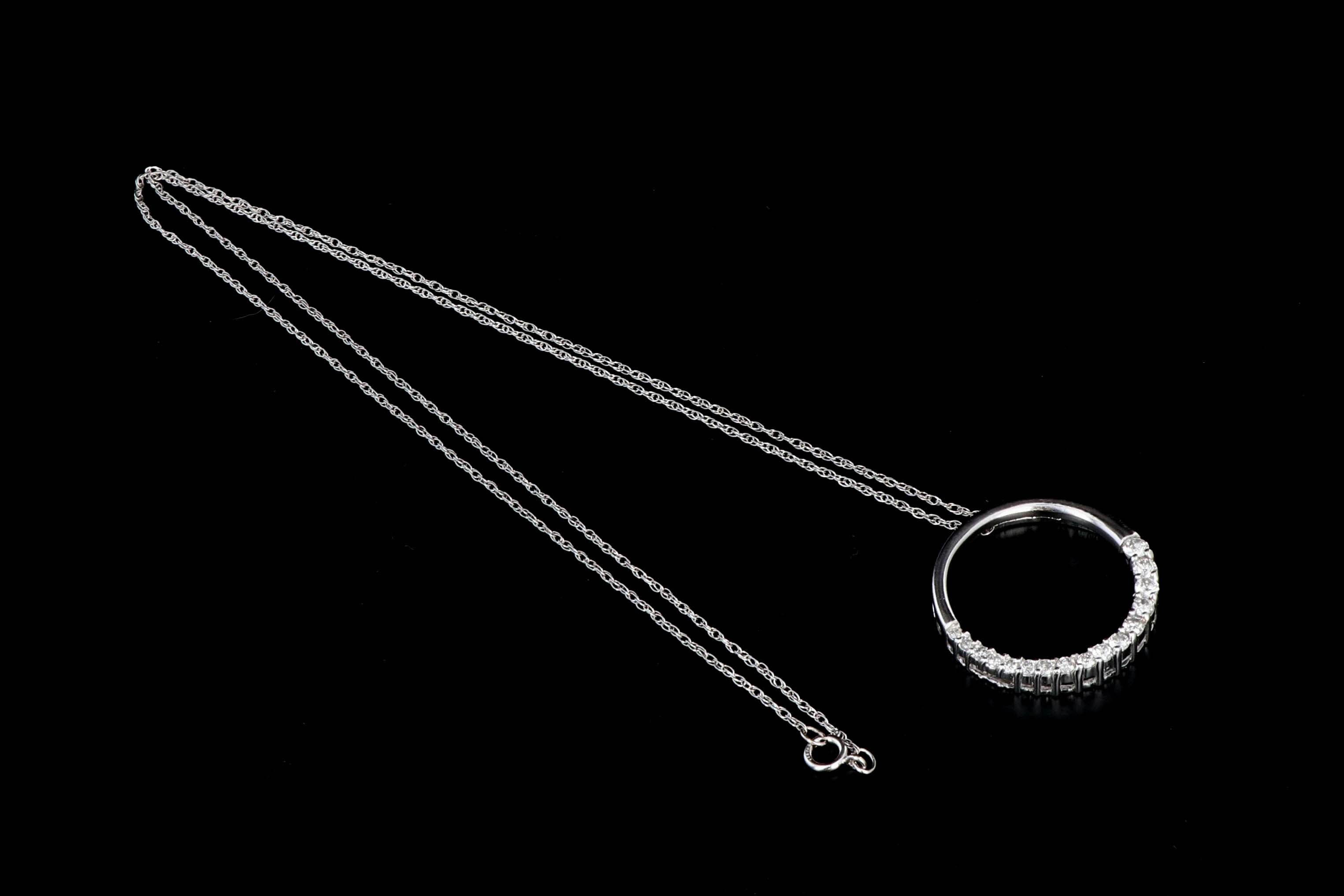 Modern 14K White Gold .35CTW Diamond Circle Pendant Necklace - Queen May