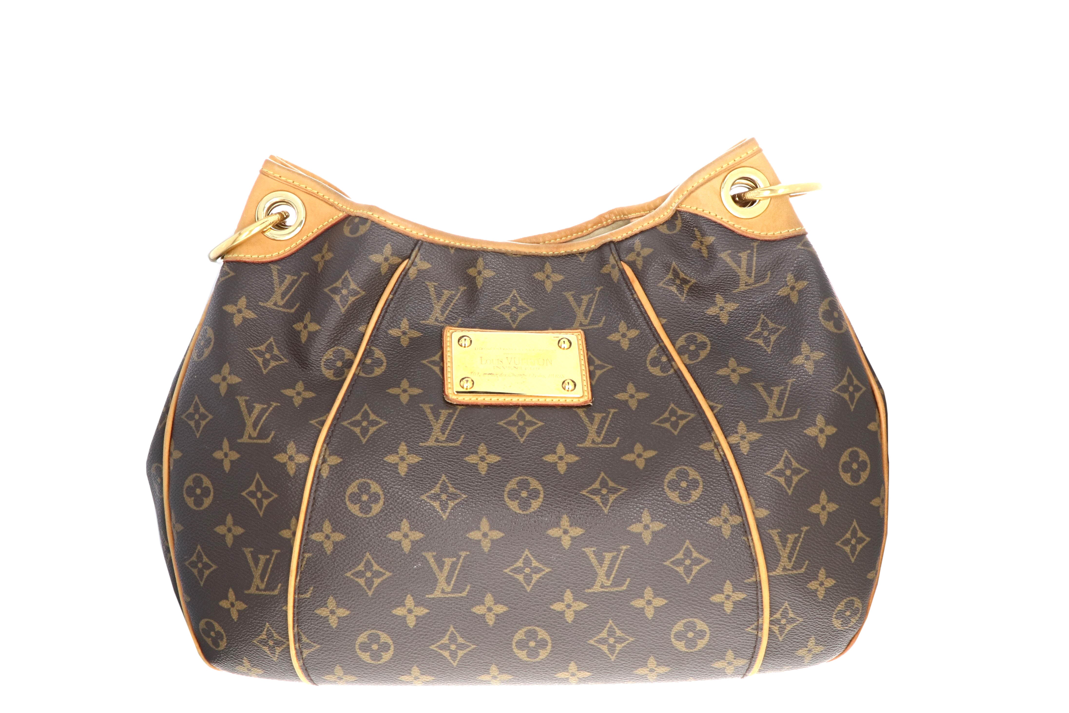 Louis Vuitton Monogram Galleria PM - Queen May