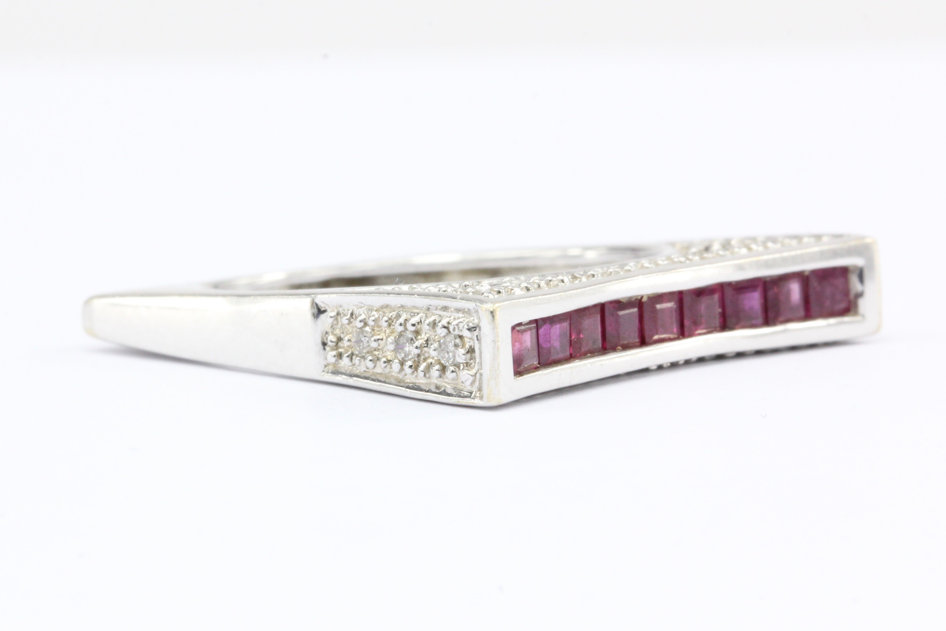 18k White Gold Ruby Diamond Square Modernist Ring Band - Queen May
