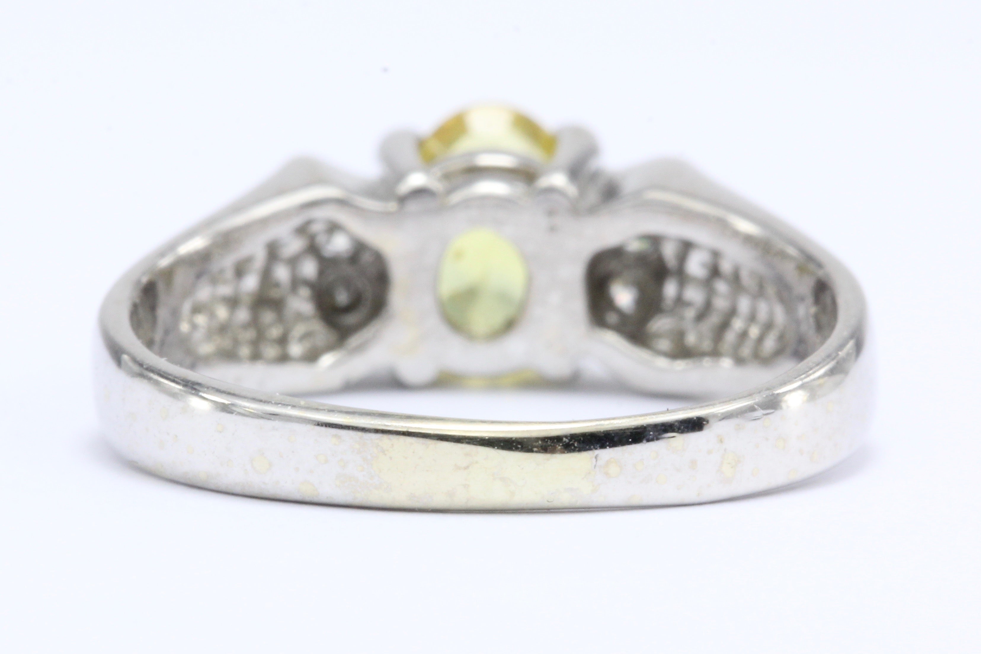 18K White Gold Yellow Sapphire & Diamond Ring - Queen May