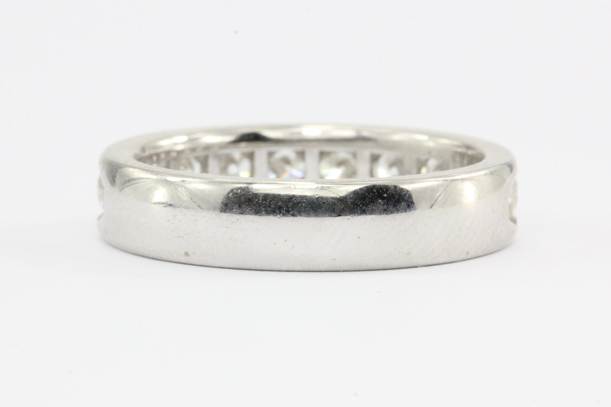 14K White Gold 1 CTW Diamond 1/2 Eternity Band Ring Size 6.75 - Queen May