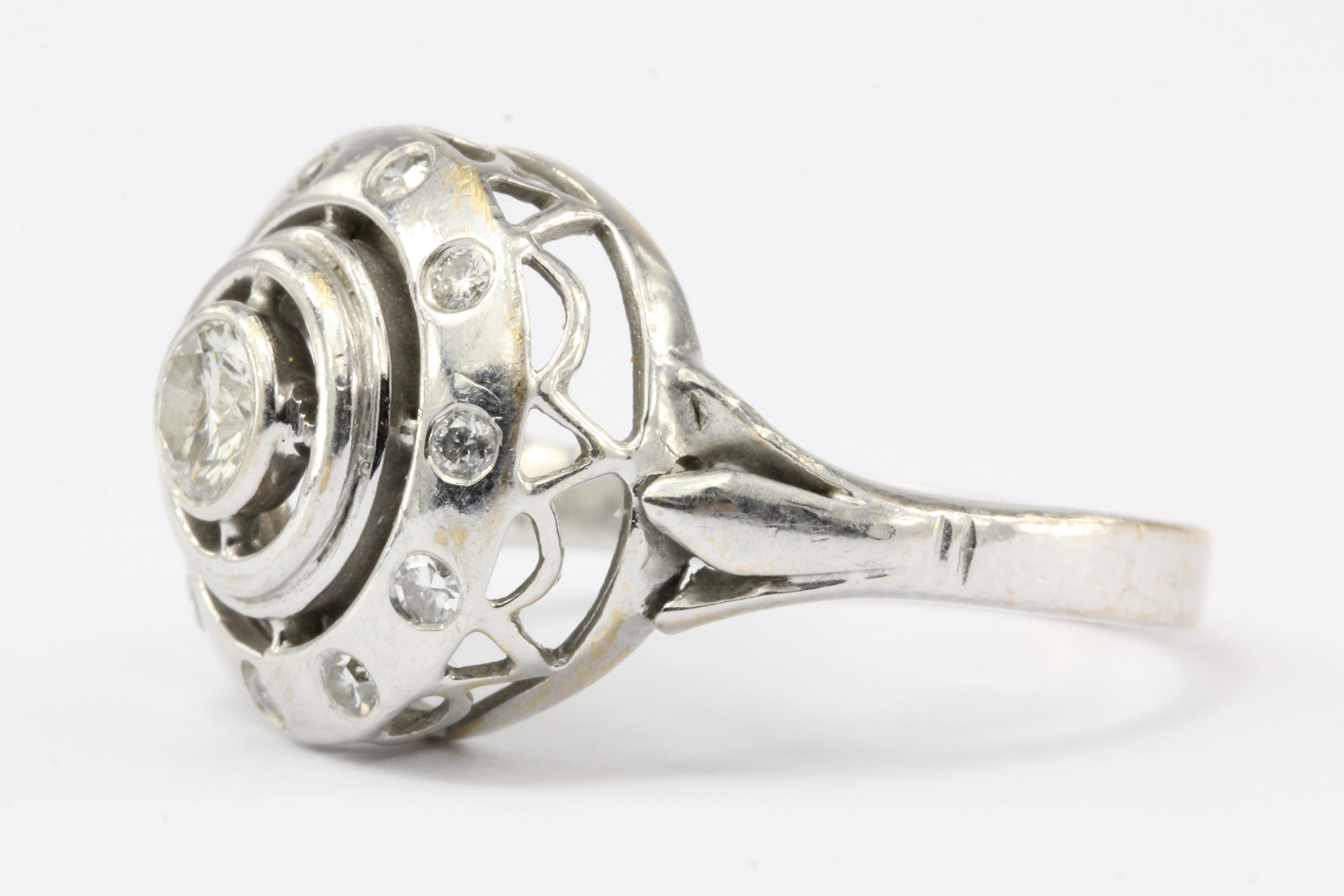 14K White Gold Concentric Circles Diamond Ring Size 6 - Queen May
