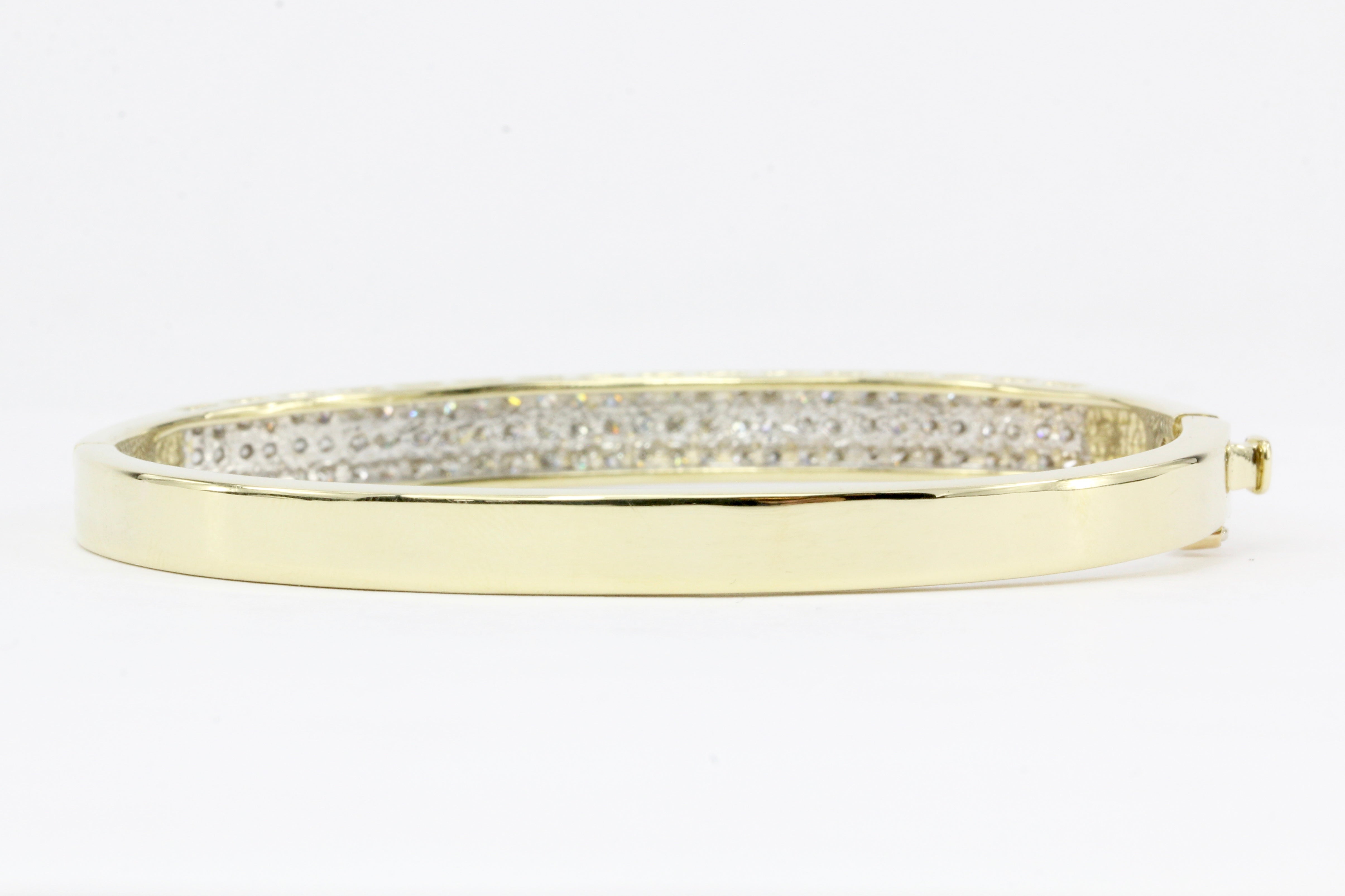 14K Yellow Gold 2 CTW Diamond Bangle Bracelet - Queen May