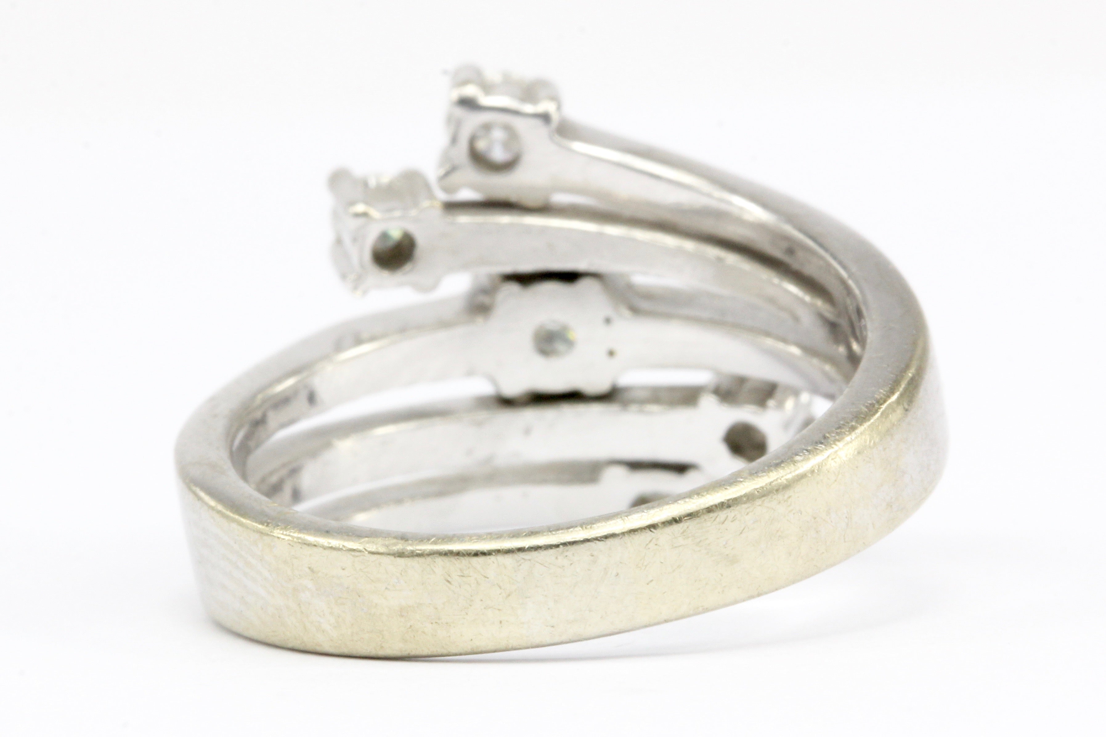 Retro 14K White Gold Diamond Cascade Ring - Queen May