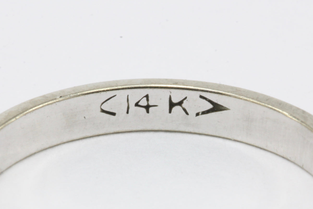 14K White Gold Wedding Band Size 5 - Queen May