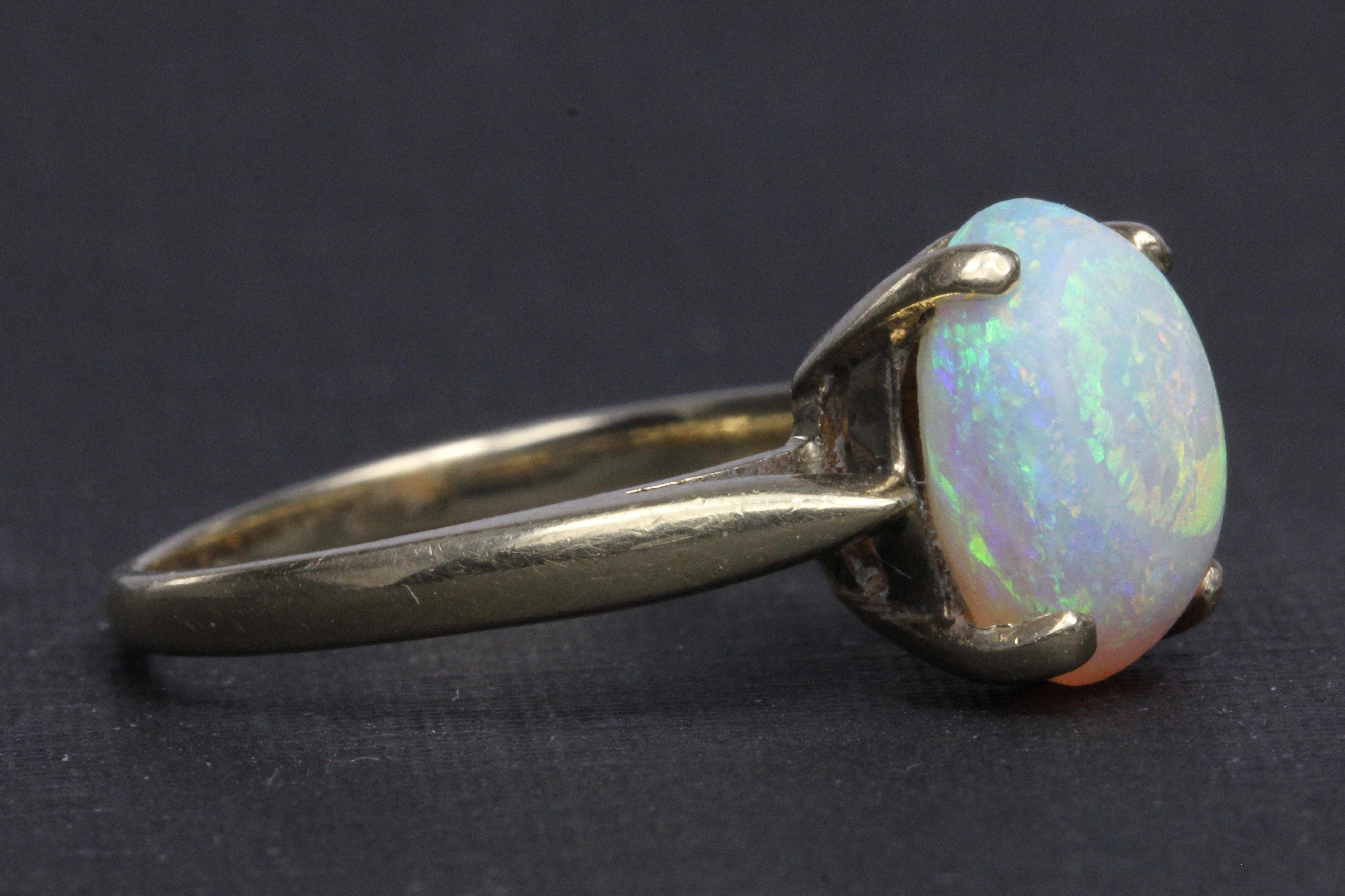 14K Yellow Gold 1.72 Carat Opal Ring Size 5.25 - Queen May