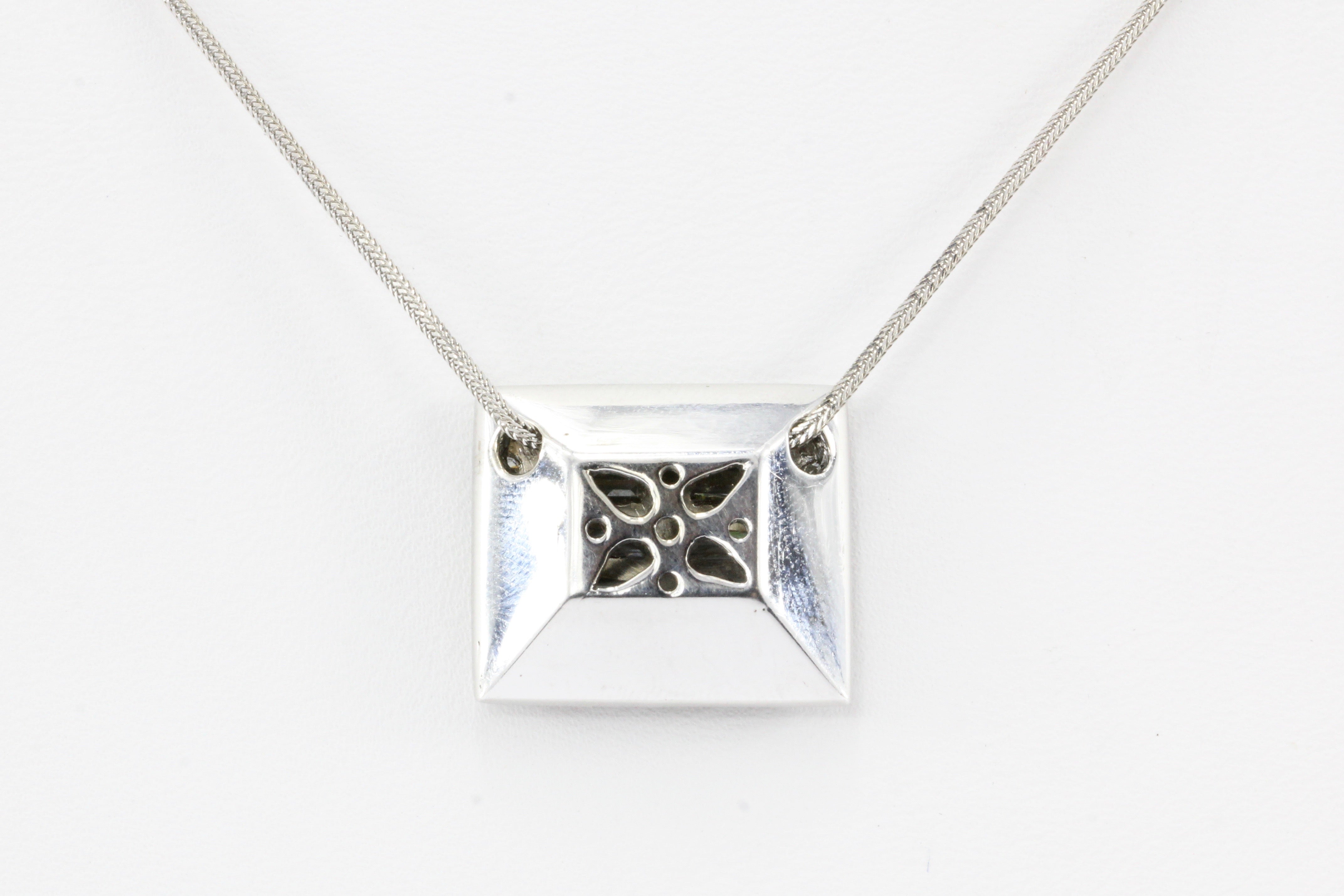 14K White Gold 2 CTW Baguette And Round Cut Diamond Necklace - Queen May