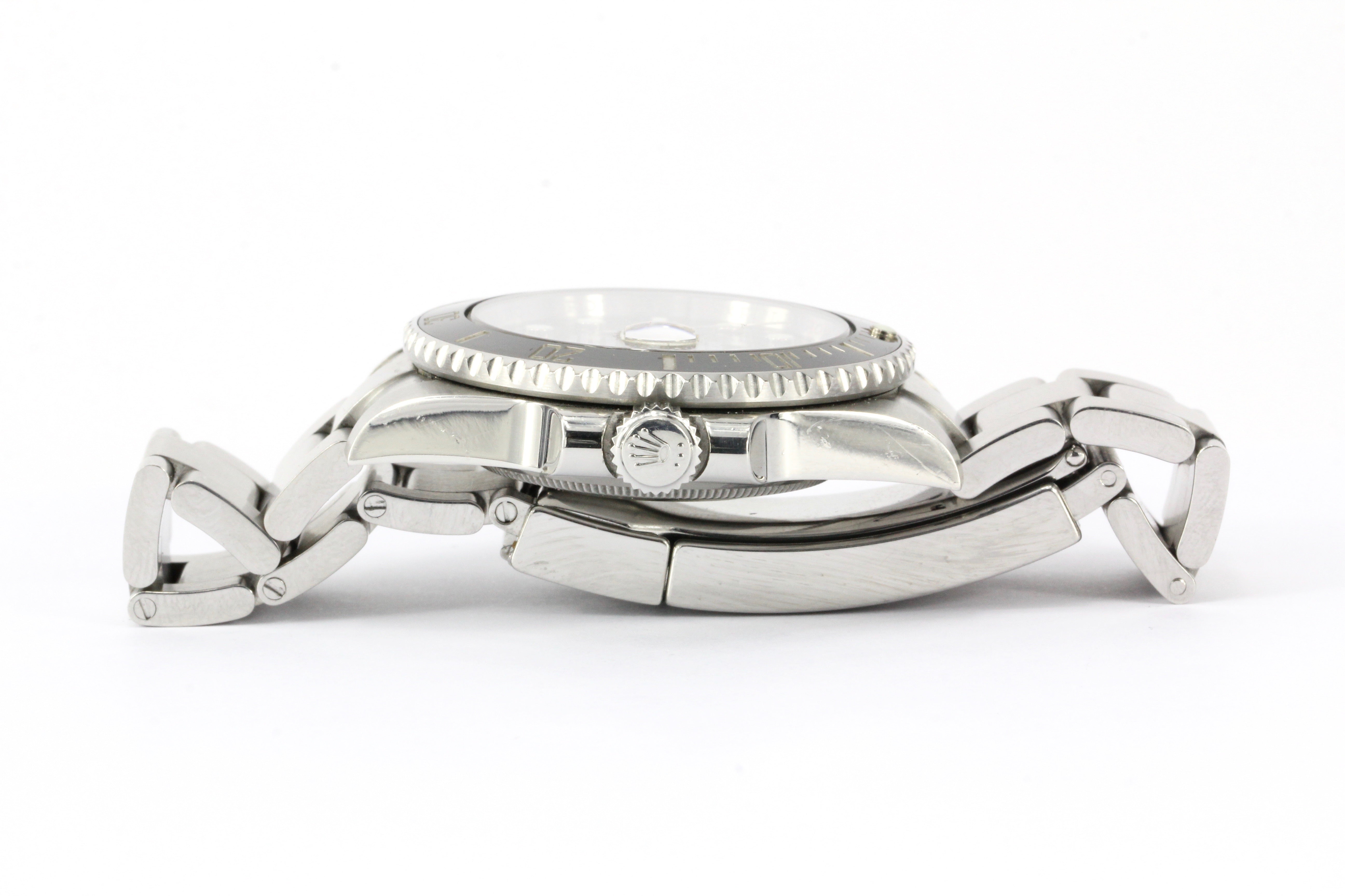 Rolex Submariner 116610 Stainless Steel Black Face 40mm 2013 - Queen May