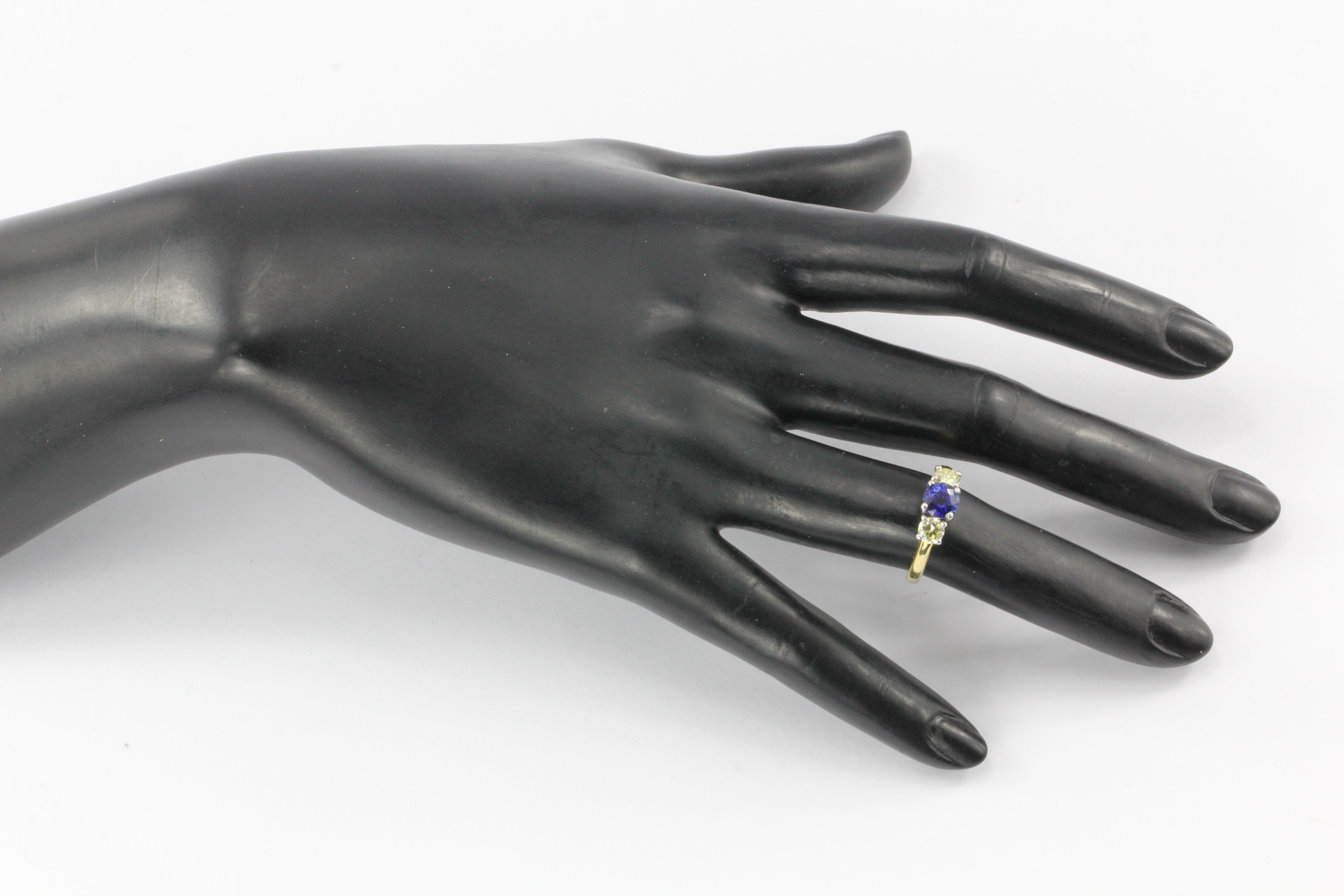 18K Gold 1.52 CT Madagascar Sapphire & Natural Light Fancy Yellow Diamond Ring AGL Certificate - Queen May