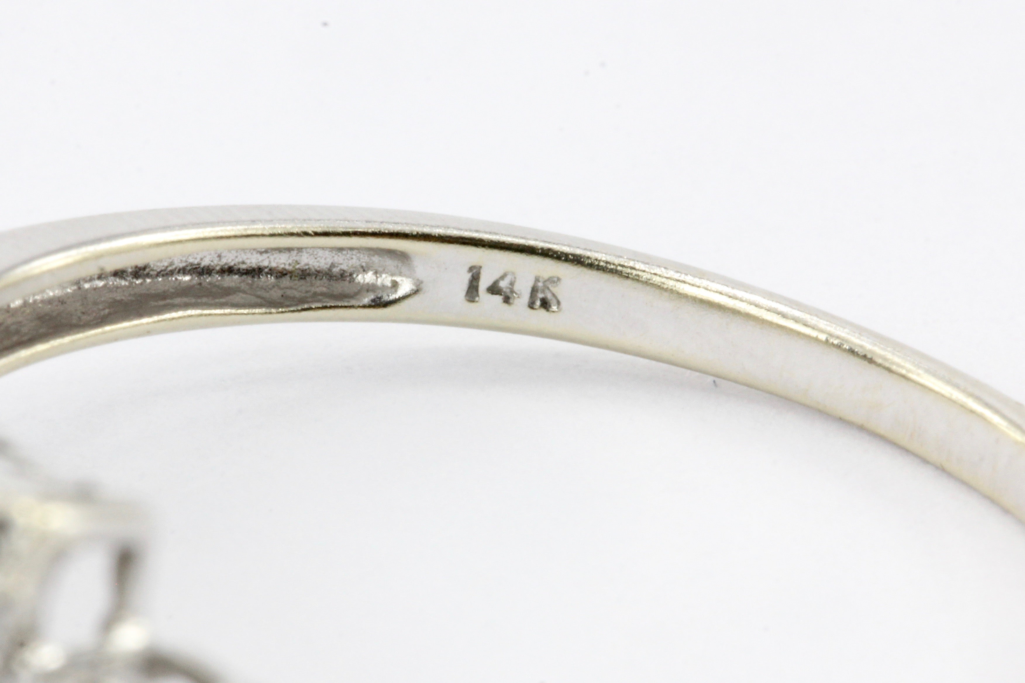 14K White Gold Diamond Ring - Queen May