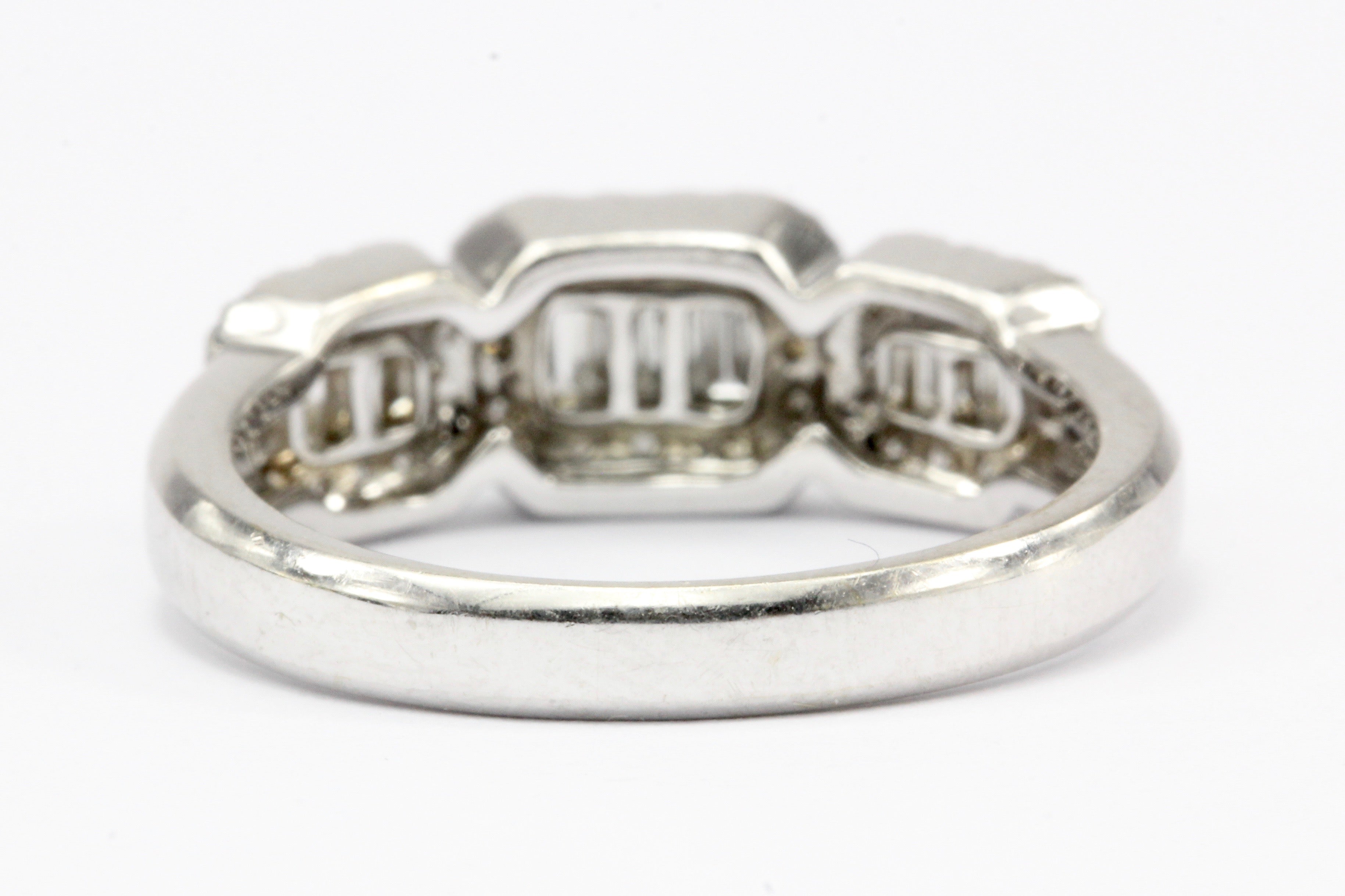 Effy 14K White Gold Diamond Baguette Ring Band Size 7 - Queen May