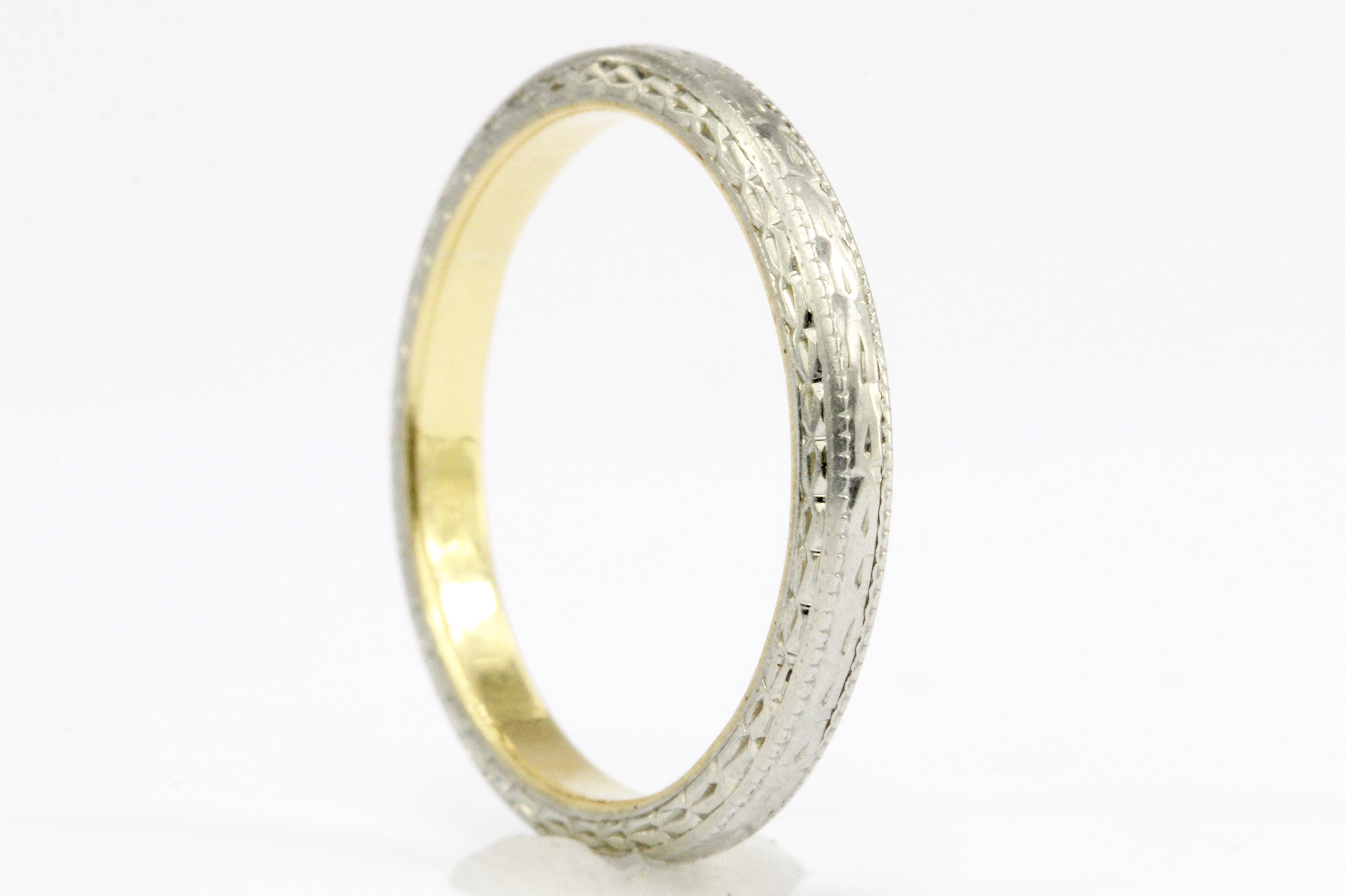 Art Deco 14K White Gold Engraved Wedding Band Size 6 - Queen May