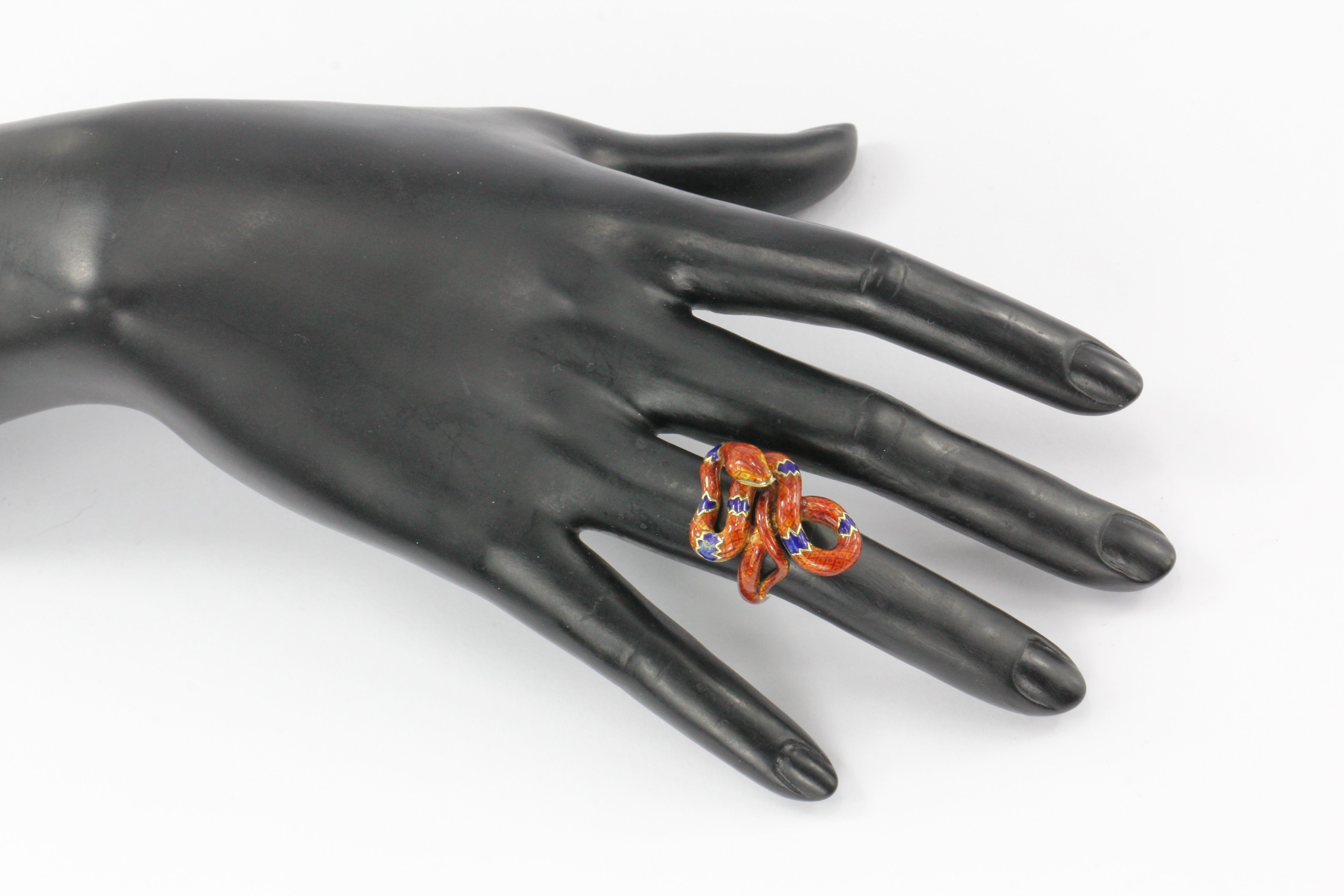 Retro 22K Yellow Gold Orange & Blue Enamel Figural Snake Ring Size 7.25 - Queen May