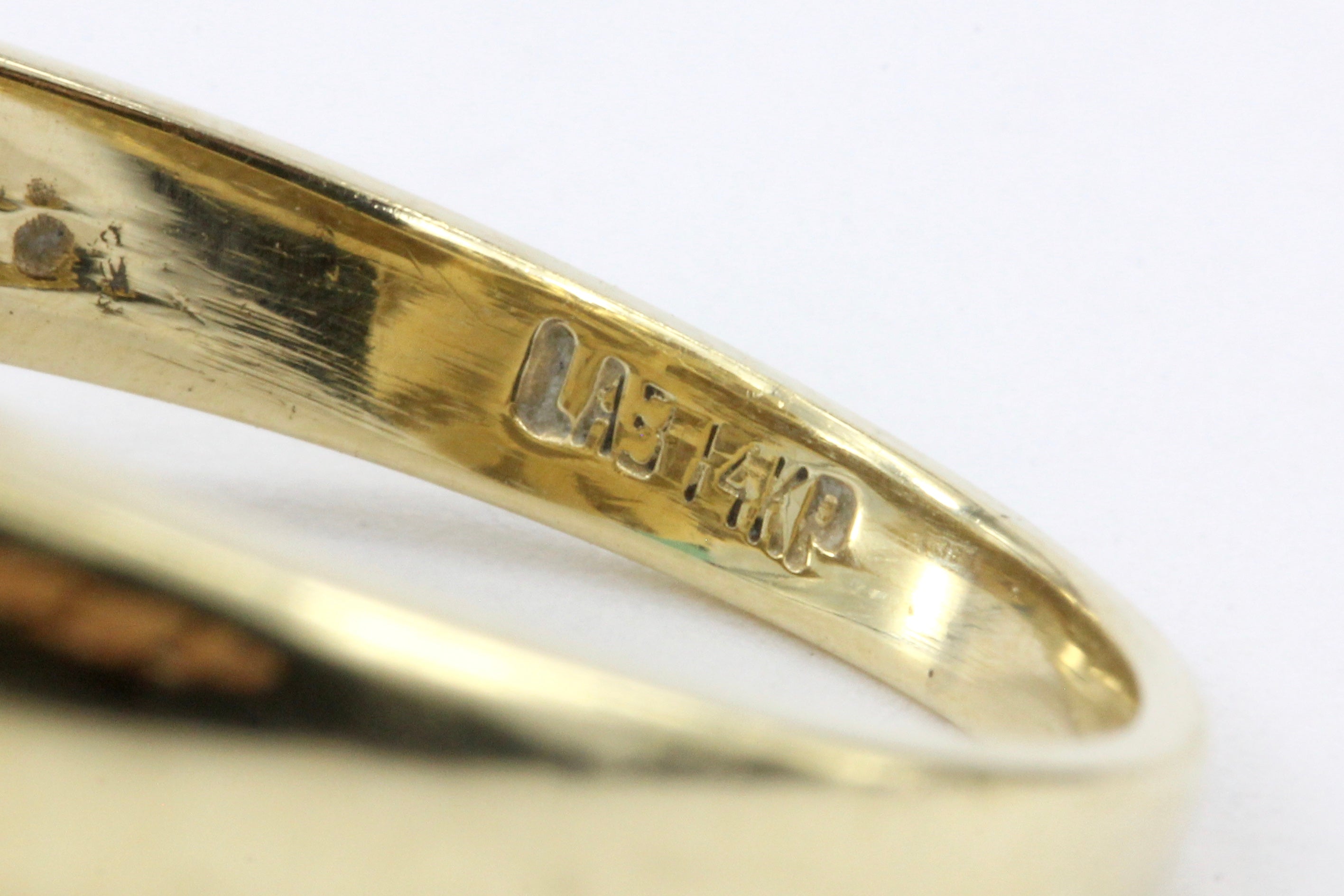 14K Yellow Gold 15.8mm Mabe Pearl with .10 CTW Diamond Ring - Queen May