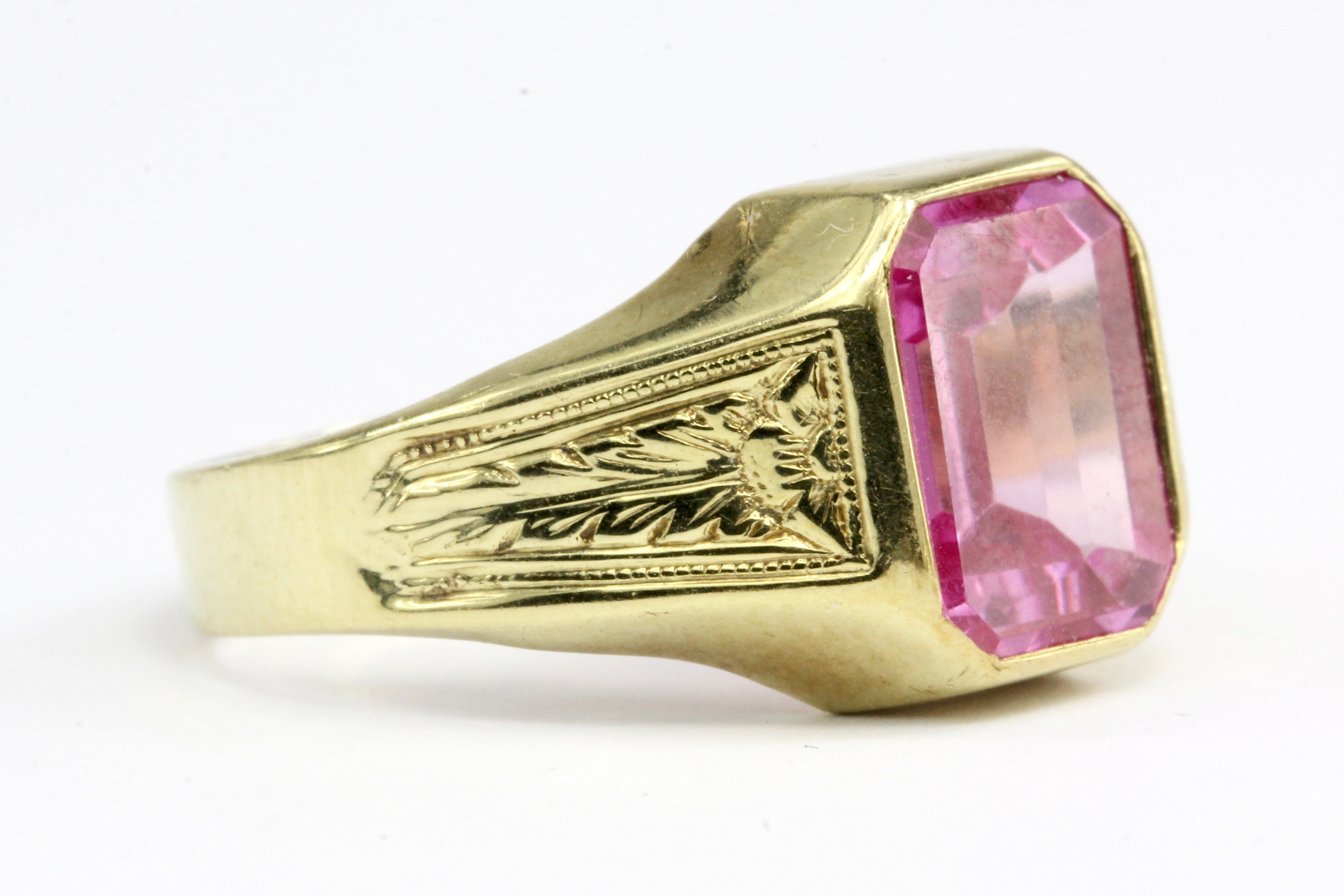 Retro 10K Yellow Gold Pink Sapphire Ring Size 7 - Queen May