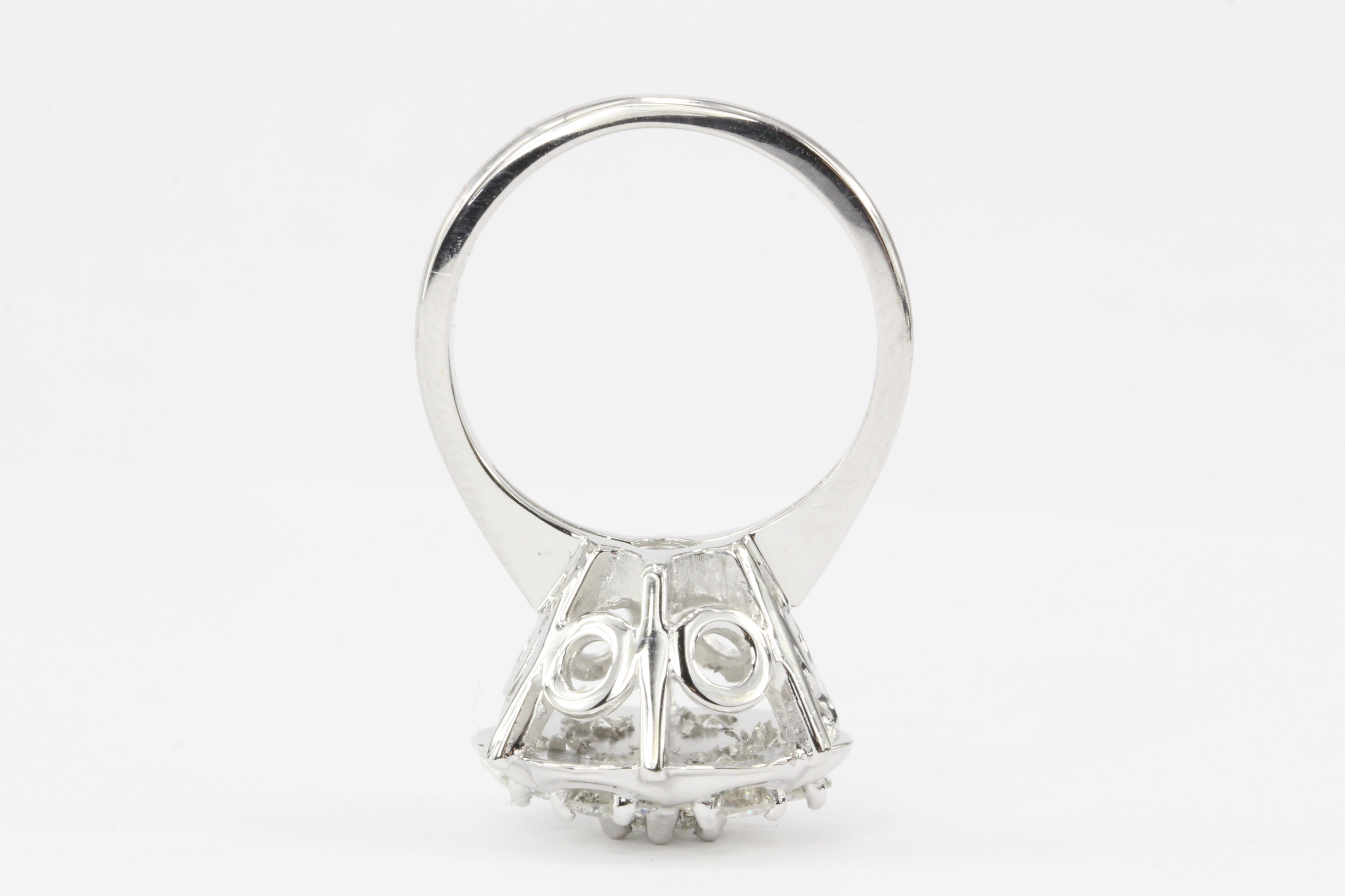14K White Gold 1.5 CTW Diamond Flower Cluster Ring - Queen May
