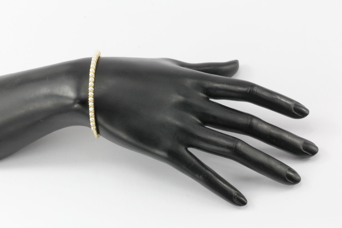 14K Yellow Gold 3.2mm Pearl Bangle Bracelet - Queen May