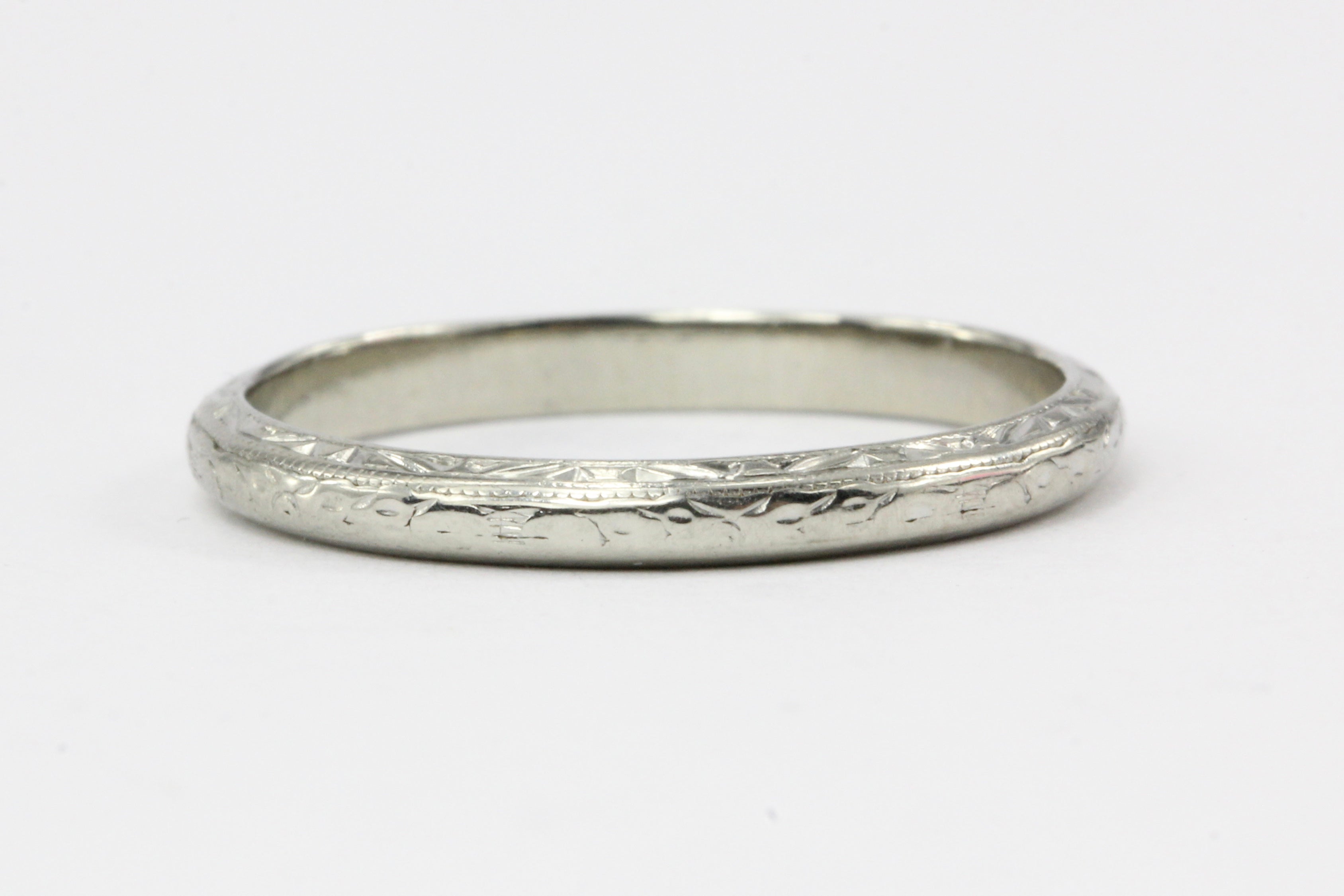 Art Deco 18K White Gold Wedding Band - Queen May