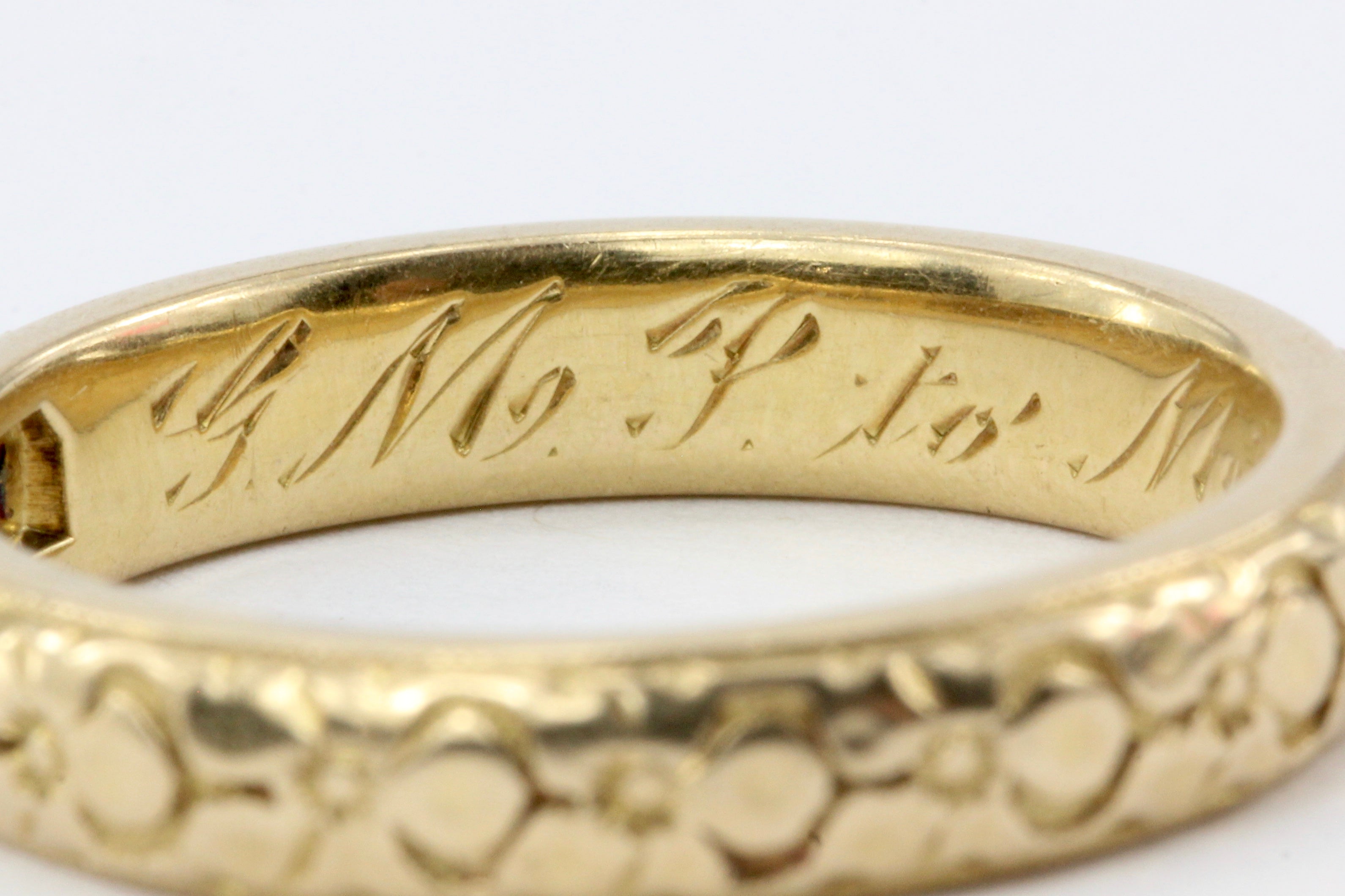 Victorian August 29, 1911 REED 18K Yellow Gold Wedding Band - Queen May