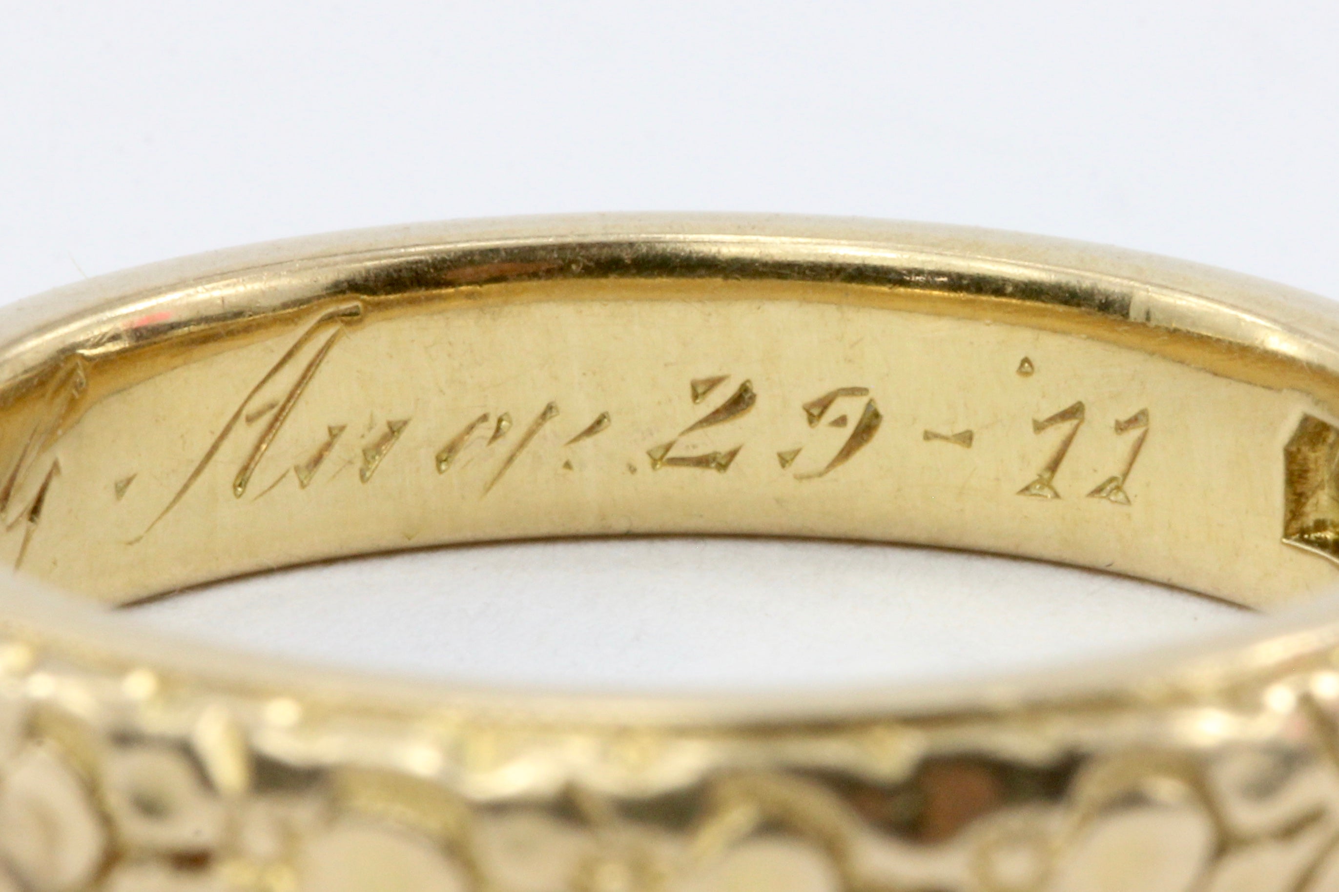 Victorian August 29, 1911 REED 18K Yellow Gold Wedding Band - Queen May