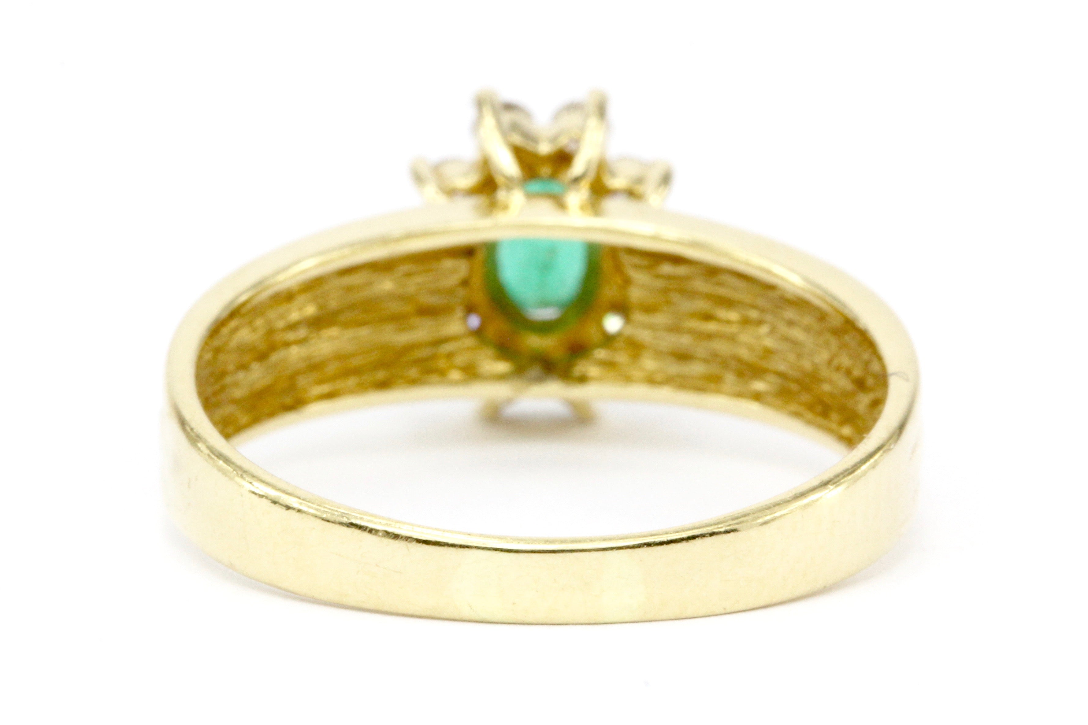 14K Gold Emerald & Diamond Halo Engagement Ring Size 7.25 - Queen May