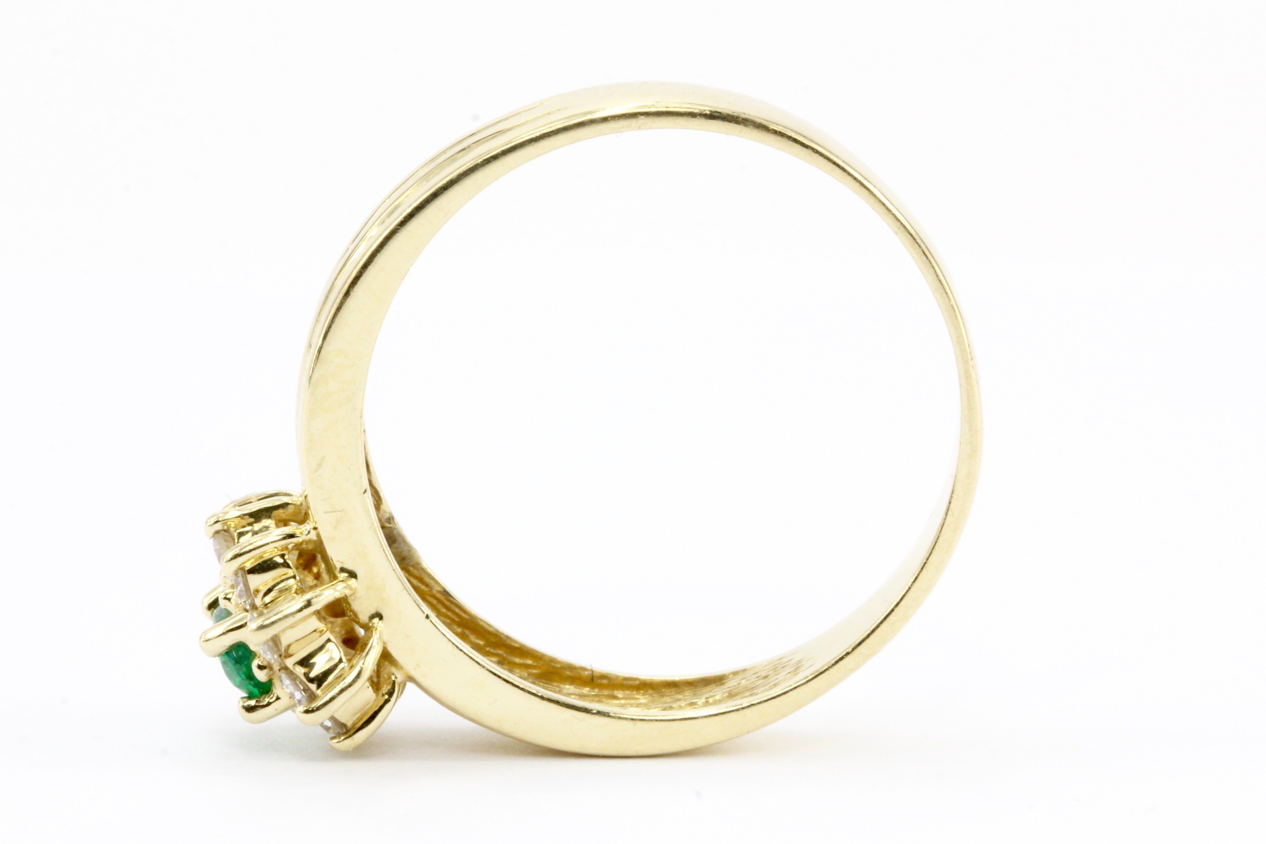 14K Gold Emerald & Diamond Halo Engagement Ring Size 7.25 - Queen May