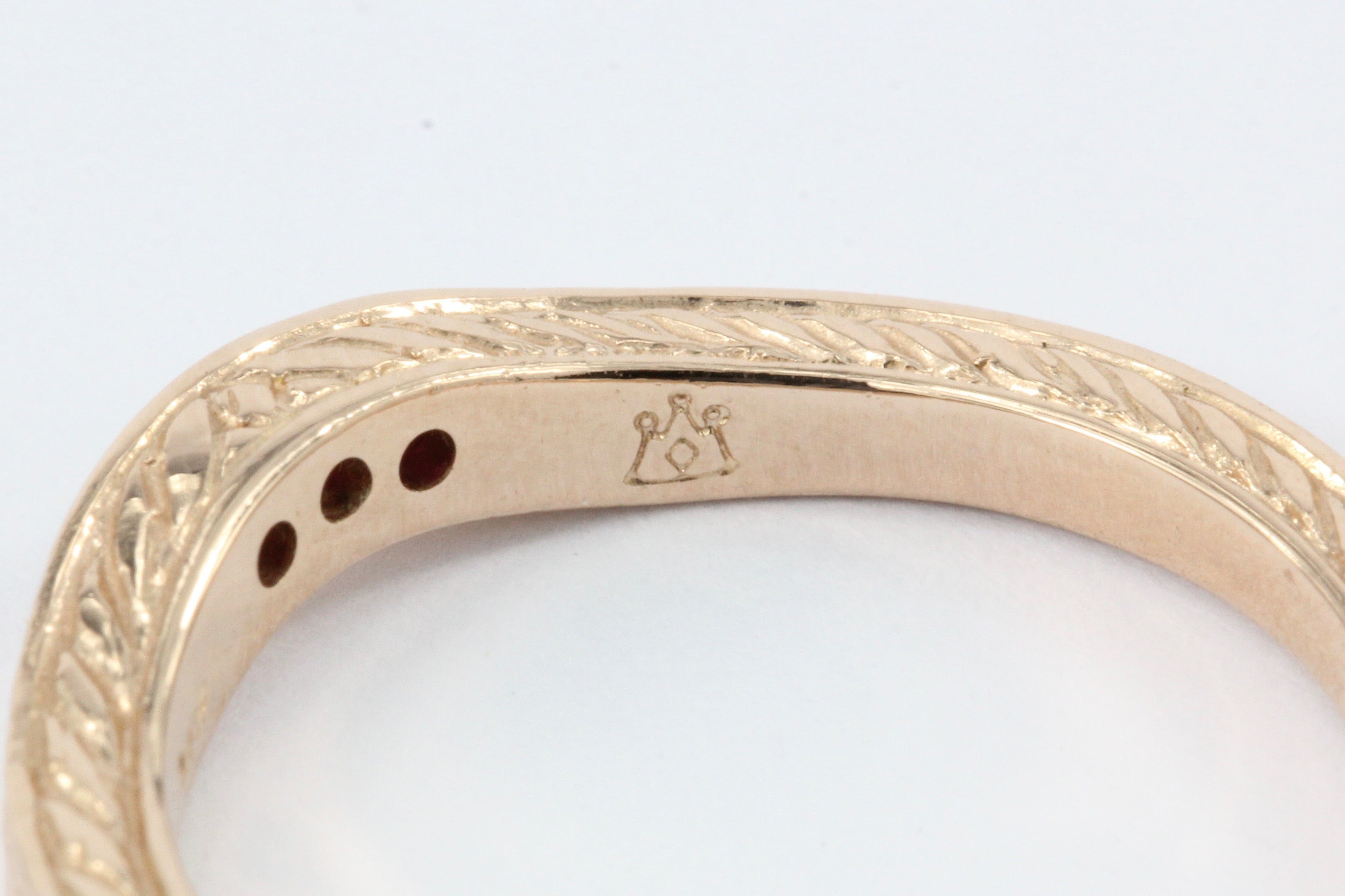 14K ROSE GOLD RUBY CURVED BAND RING - Queen May