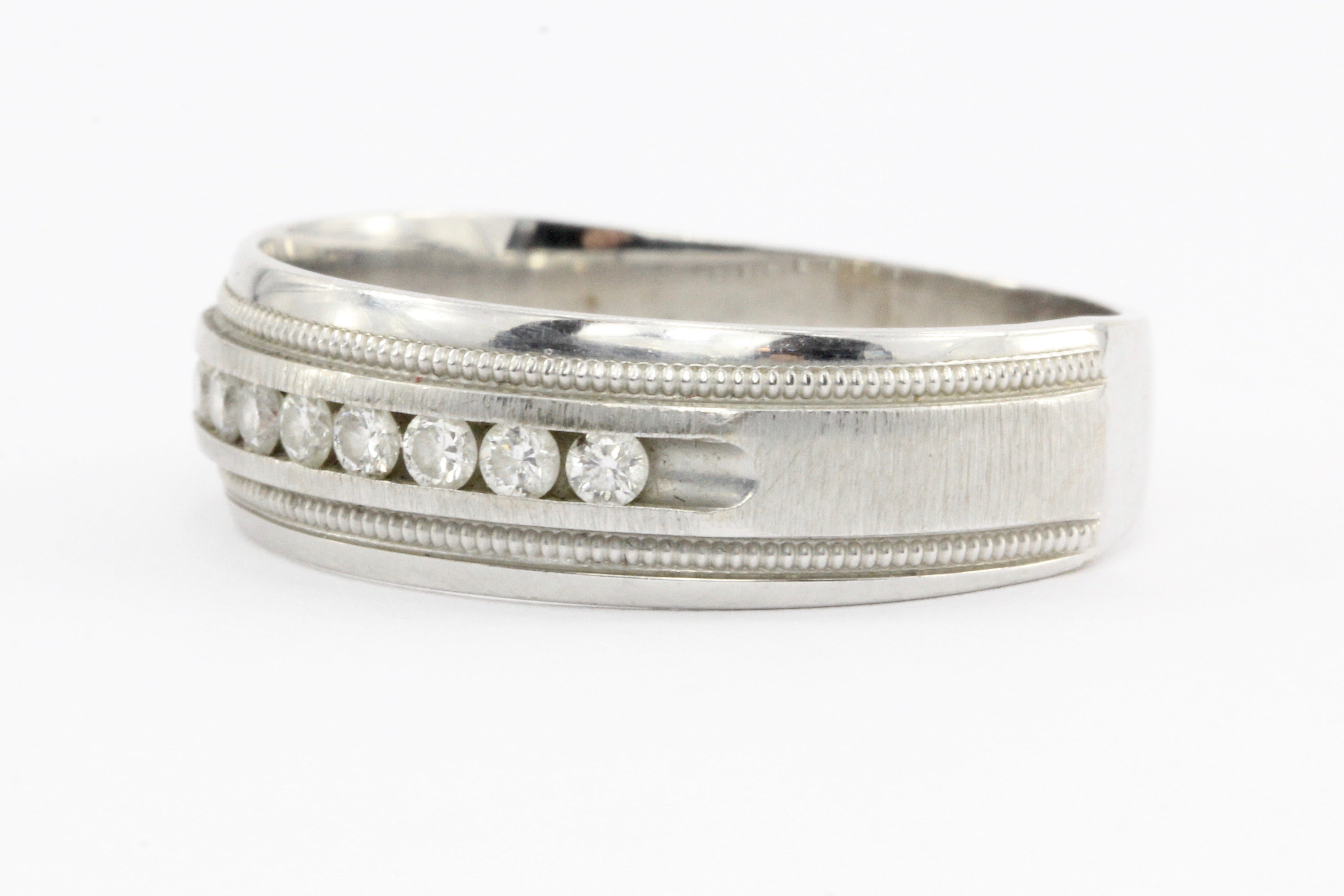 10K White Gold Diamond Mens Band Ring .25 CTW Size 10.75 - Queen May