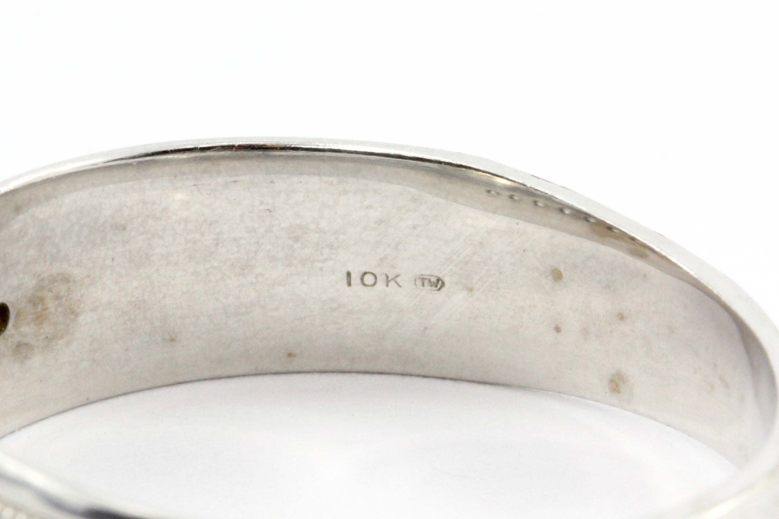 10K White Gold Diamond Mens Band Ring .25 CTW Size 10.75 - Queen May