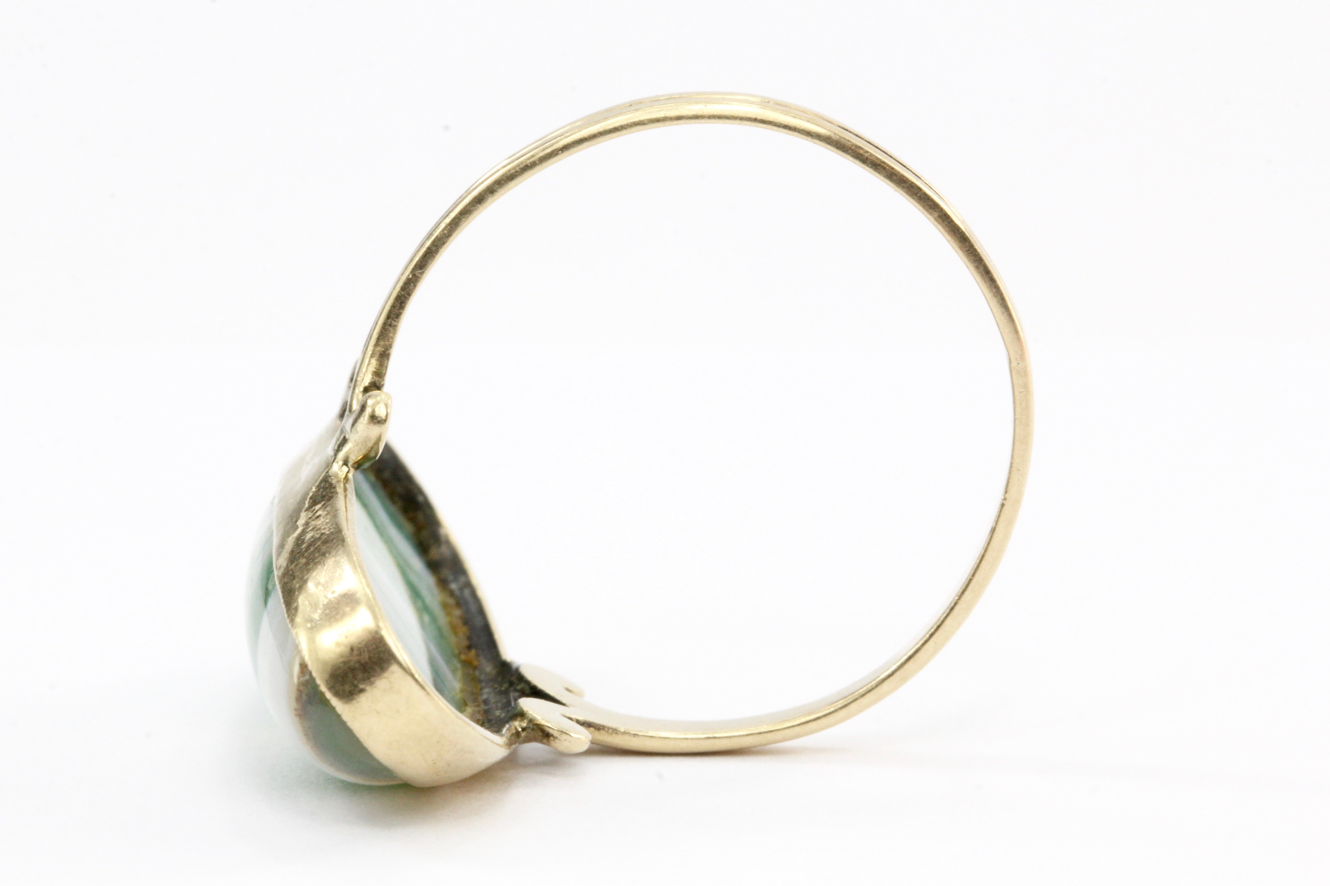 Victorian 10K Gold Green Banded Agate Ring c.1880's - Queen May
